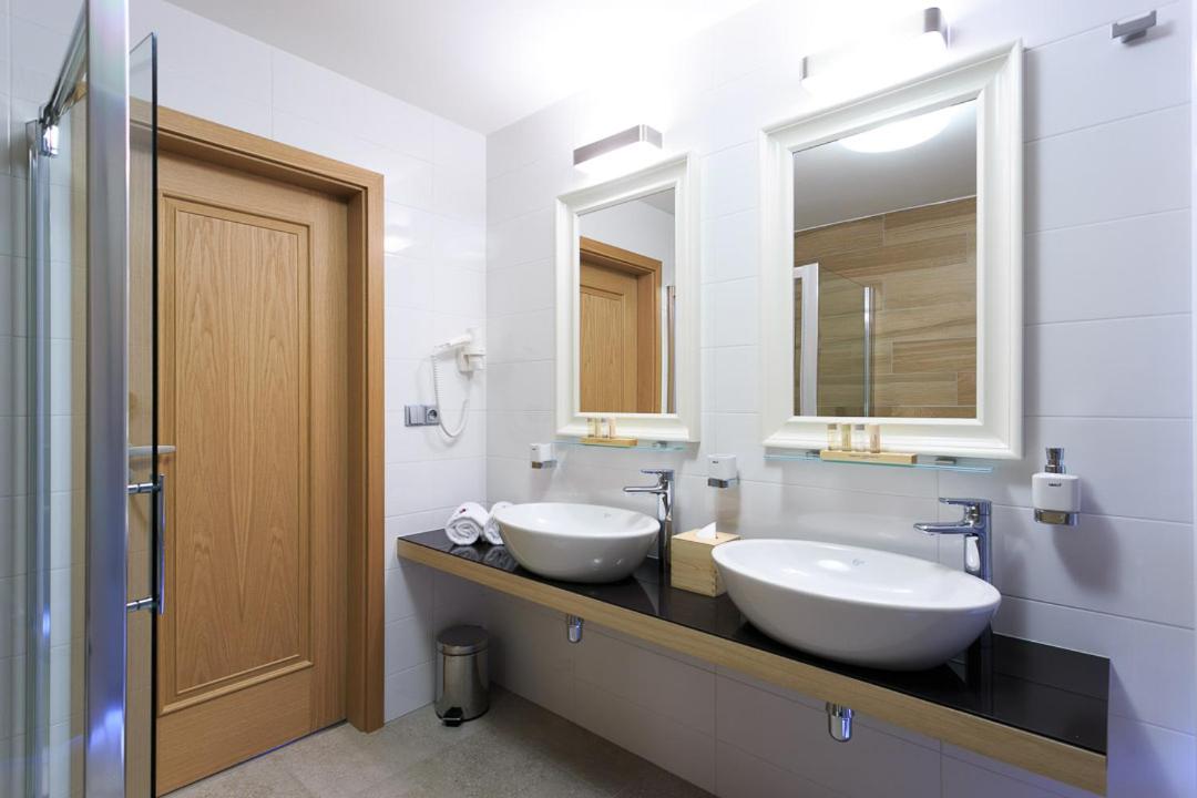 Suite with Balcony photo 2