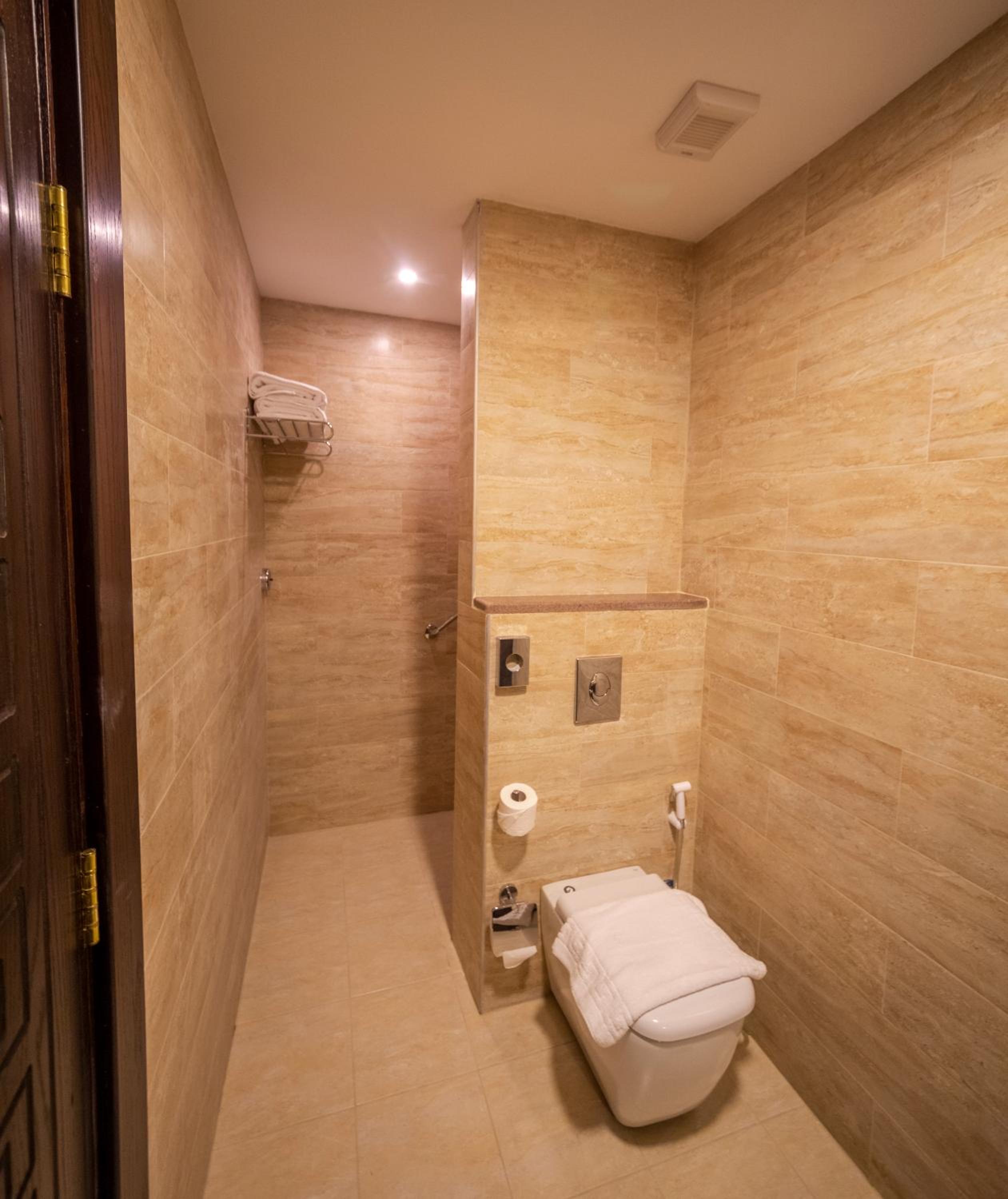 Superior Triple Room photo 2