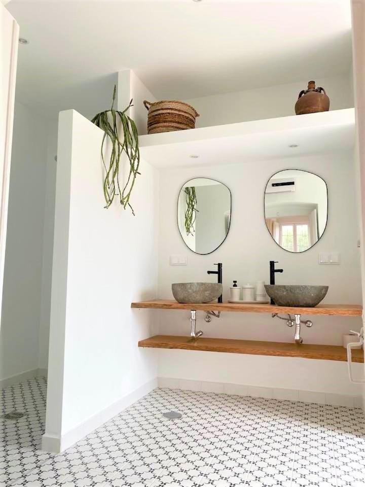 Deluxe Double or Twin Room photo 2