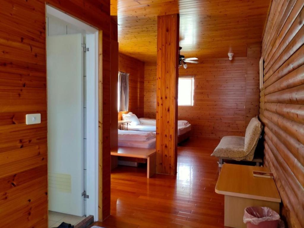 Family Bungalow photo 2