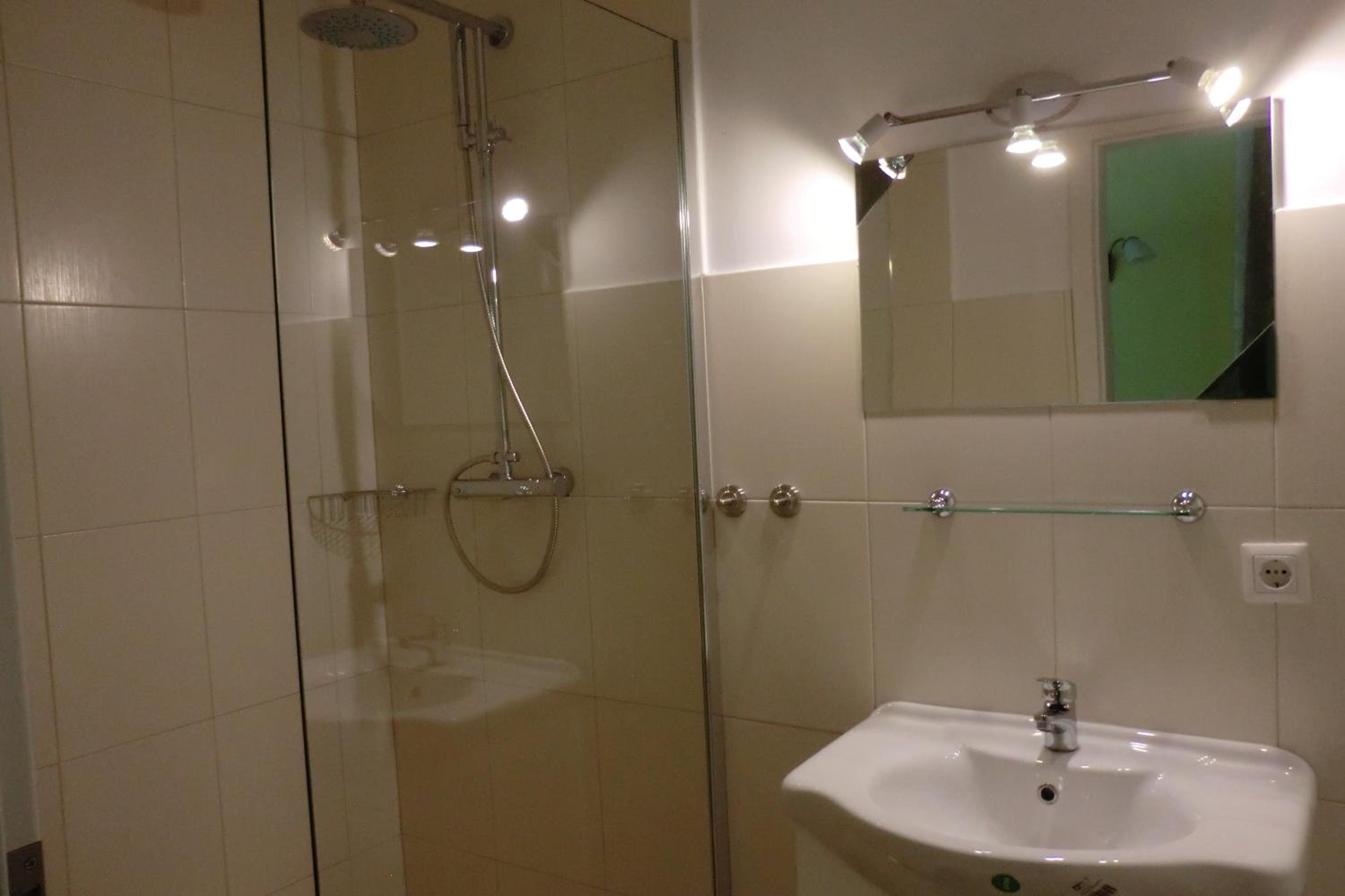 Standard Twin Room photo 2