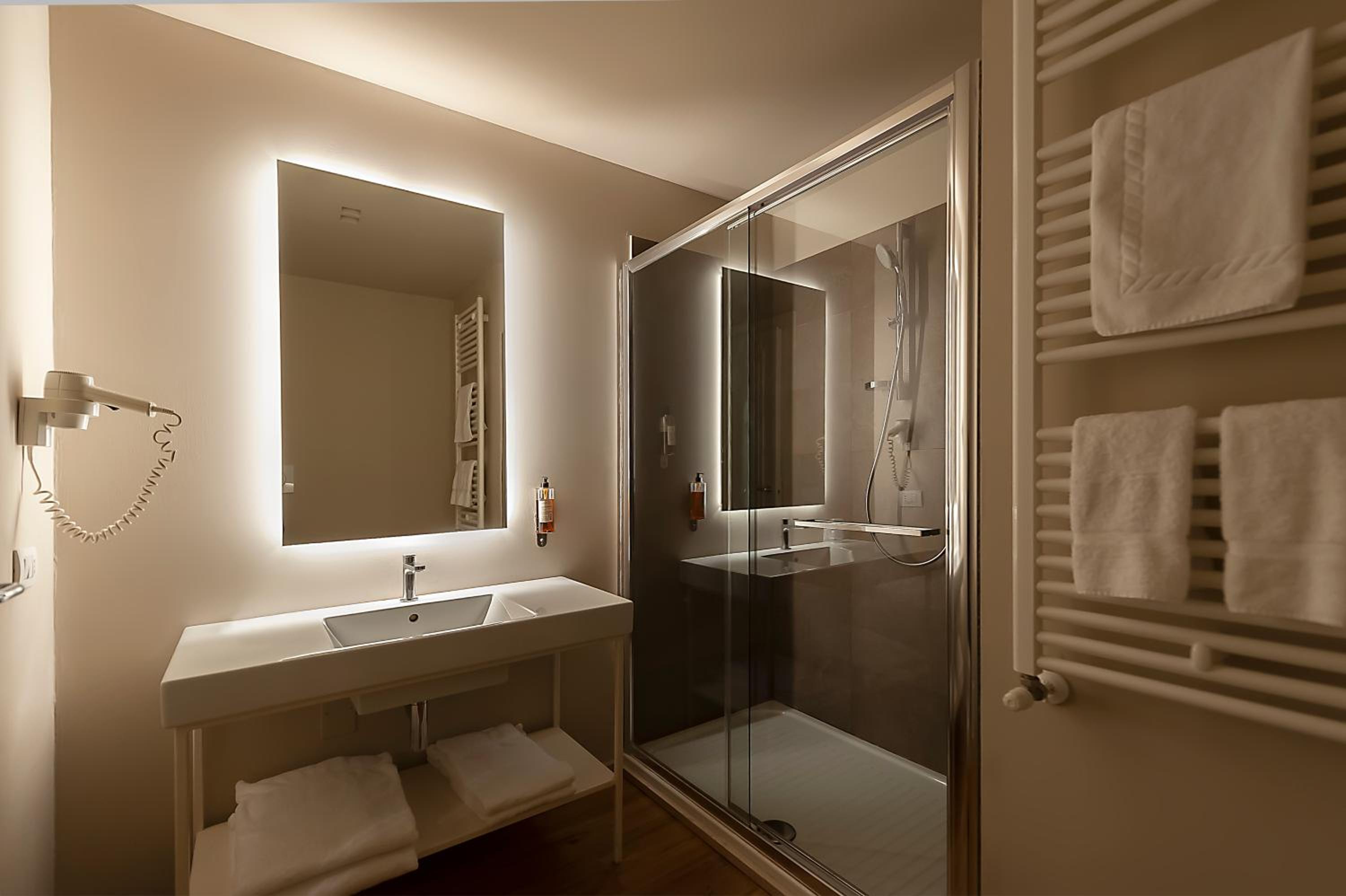 Superior Double Room - Photo 2