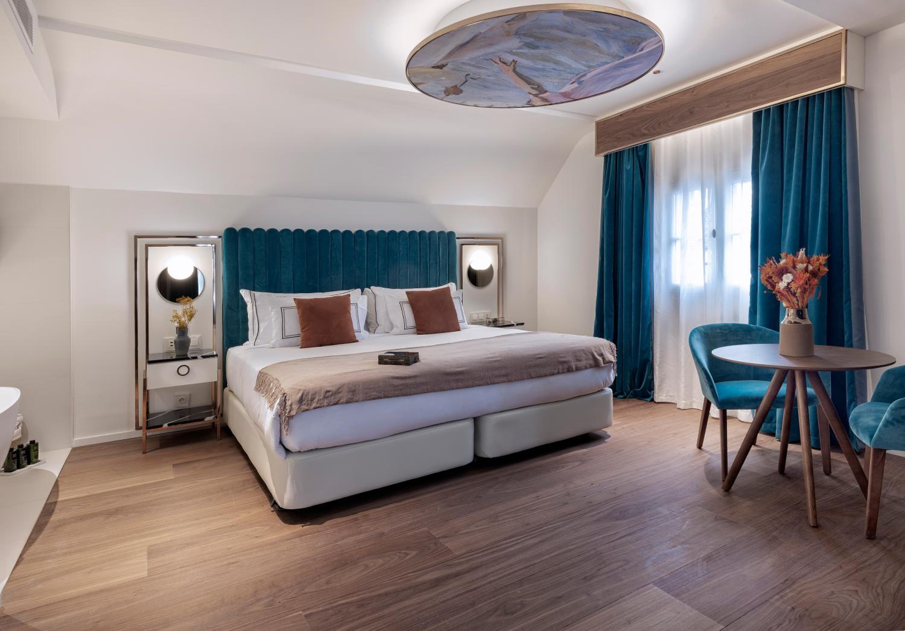 Elena Sorolla Suite photo 1