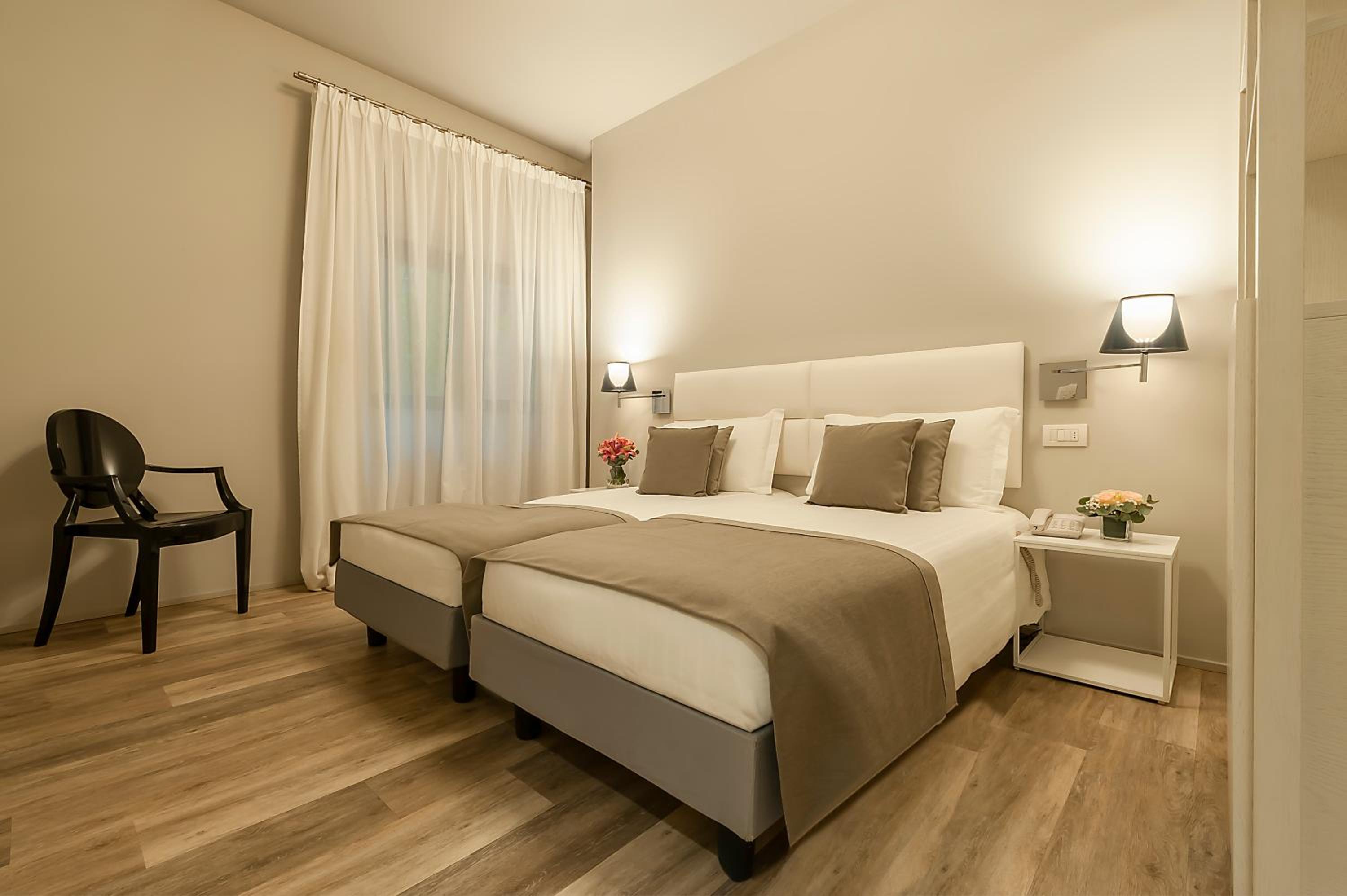 Quadruple Room - Photo 4