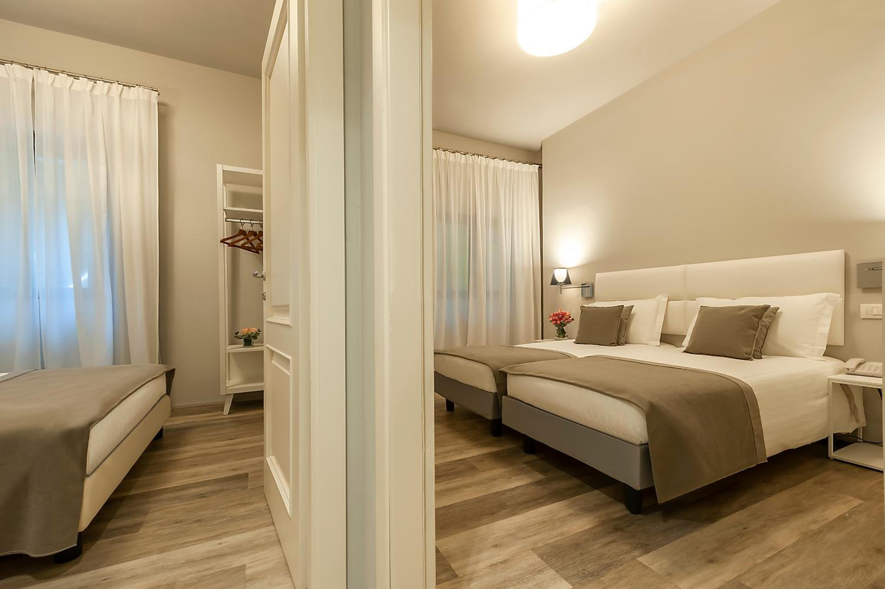 Quadruple Room - Photo 2