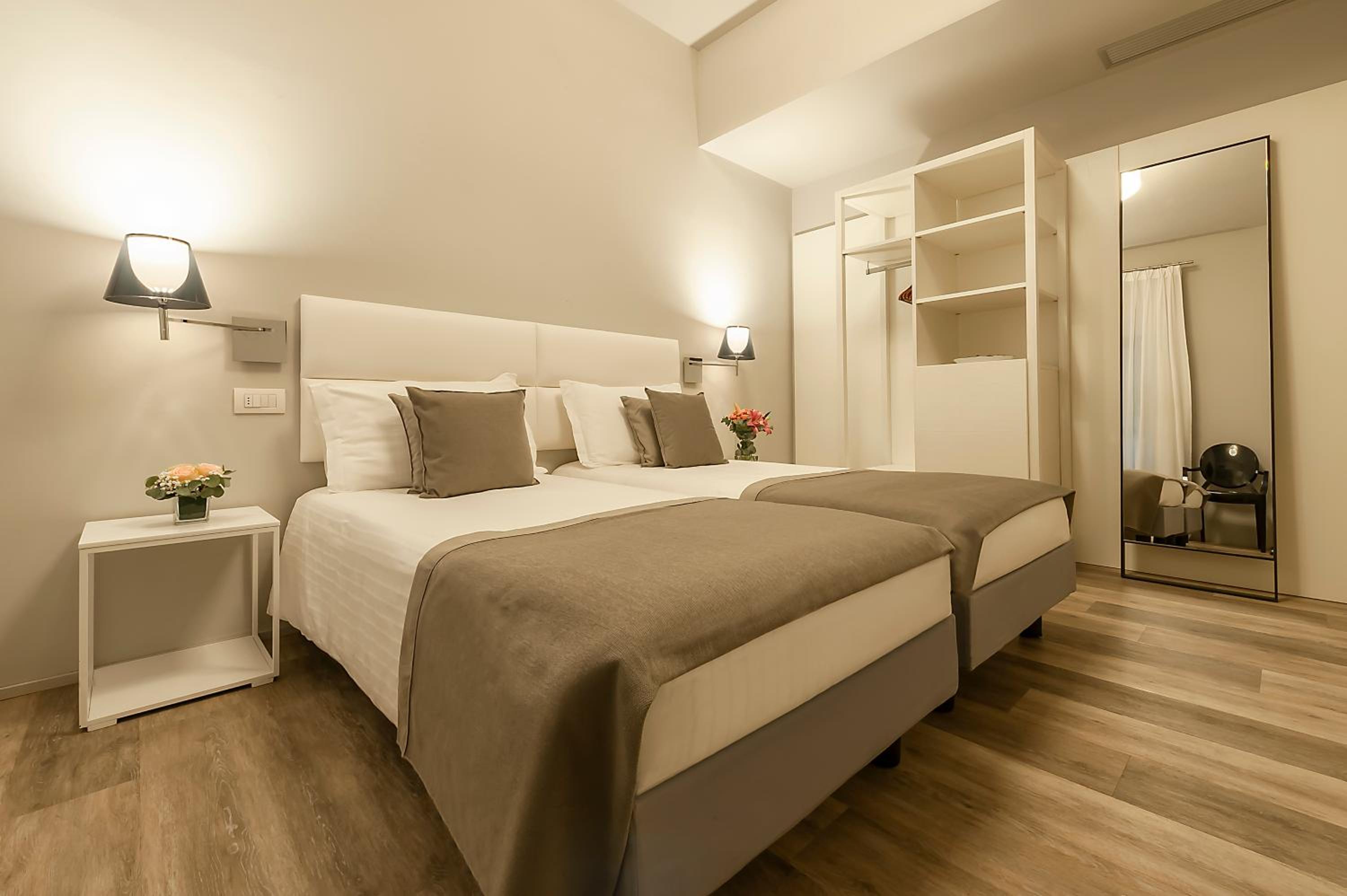 Quadruple Room - Photo 3