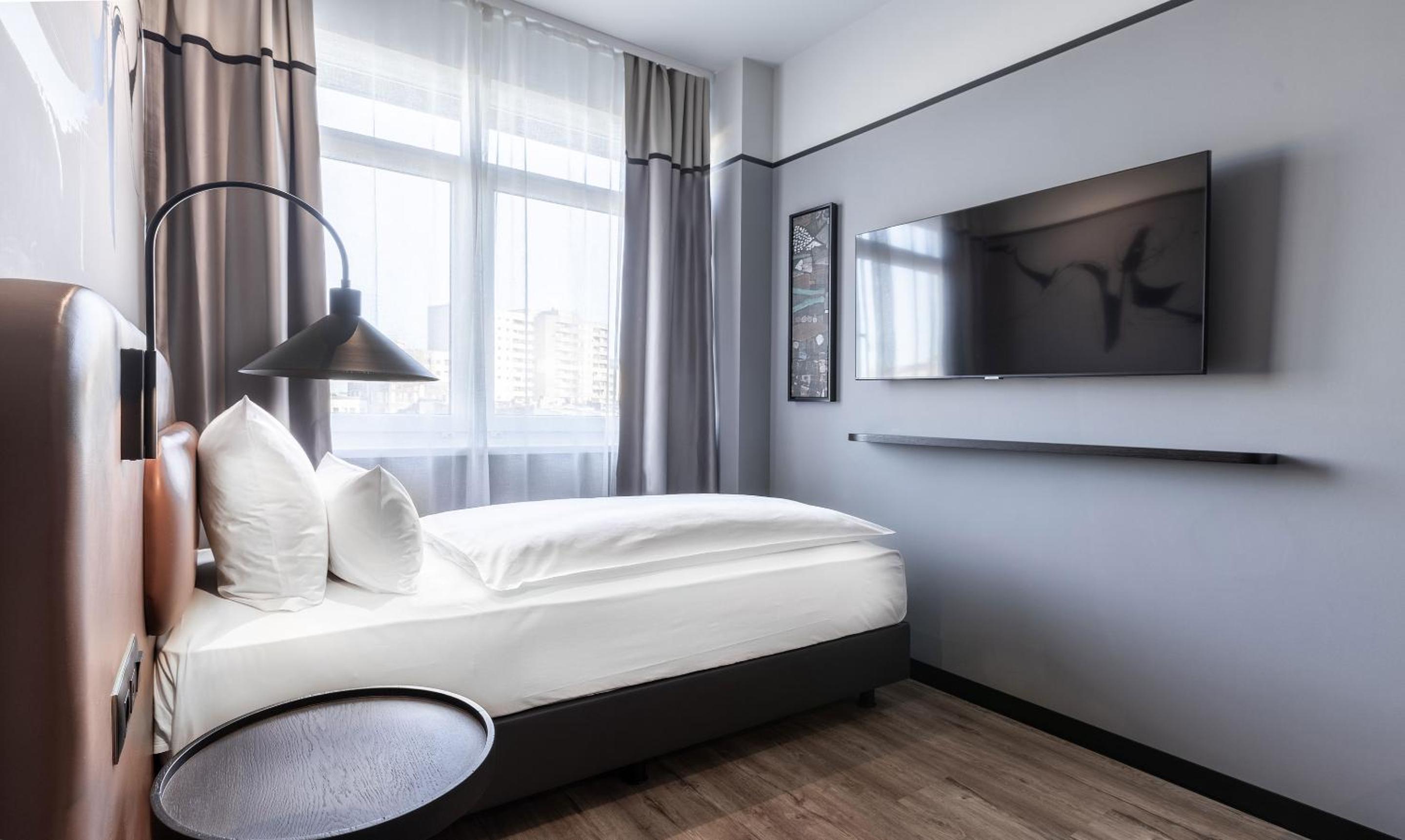 Single Room photo 2