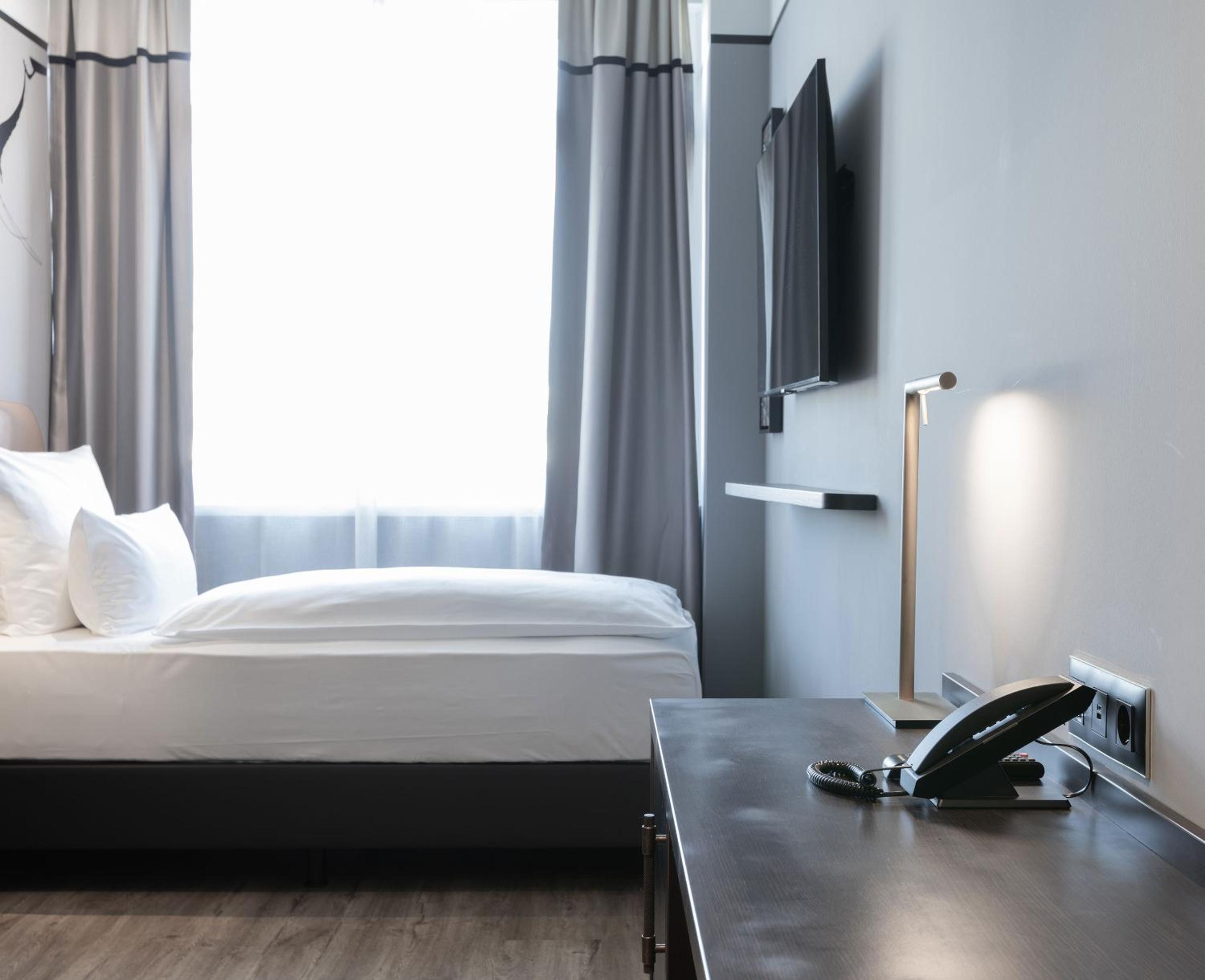 Single Room photo 3