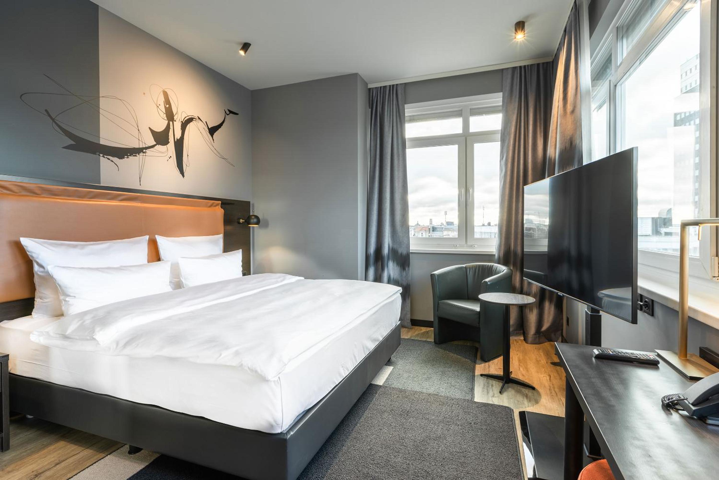 Superior King Room photo 1