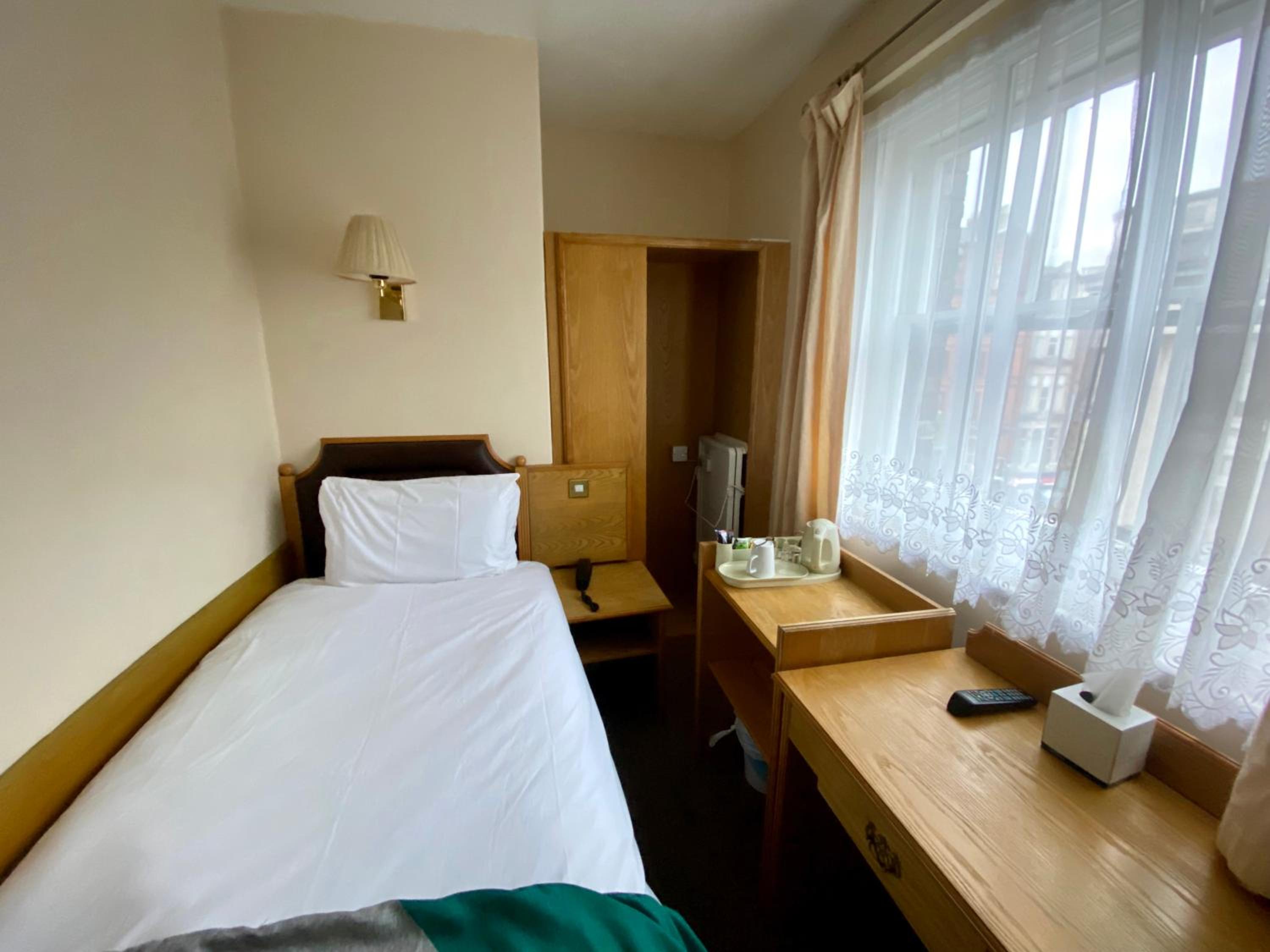 Standard Single Room photo 3