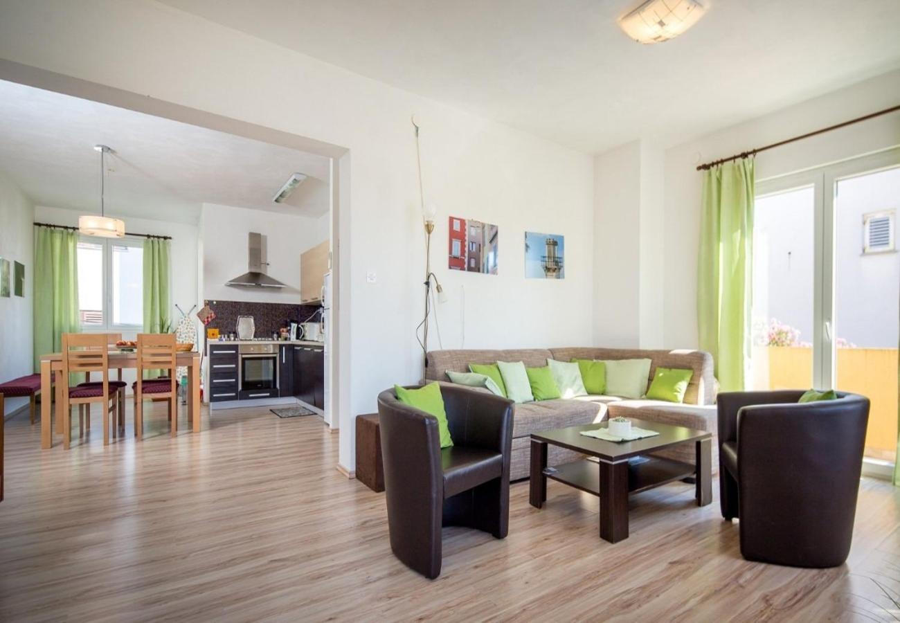 Apartment with Sea View