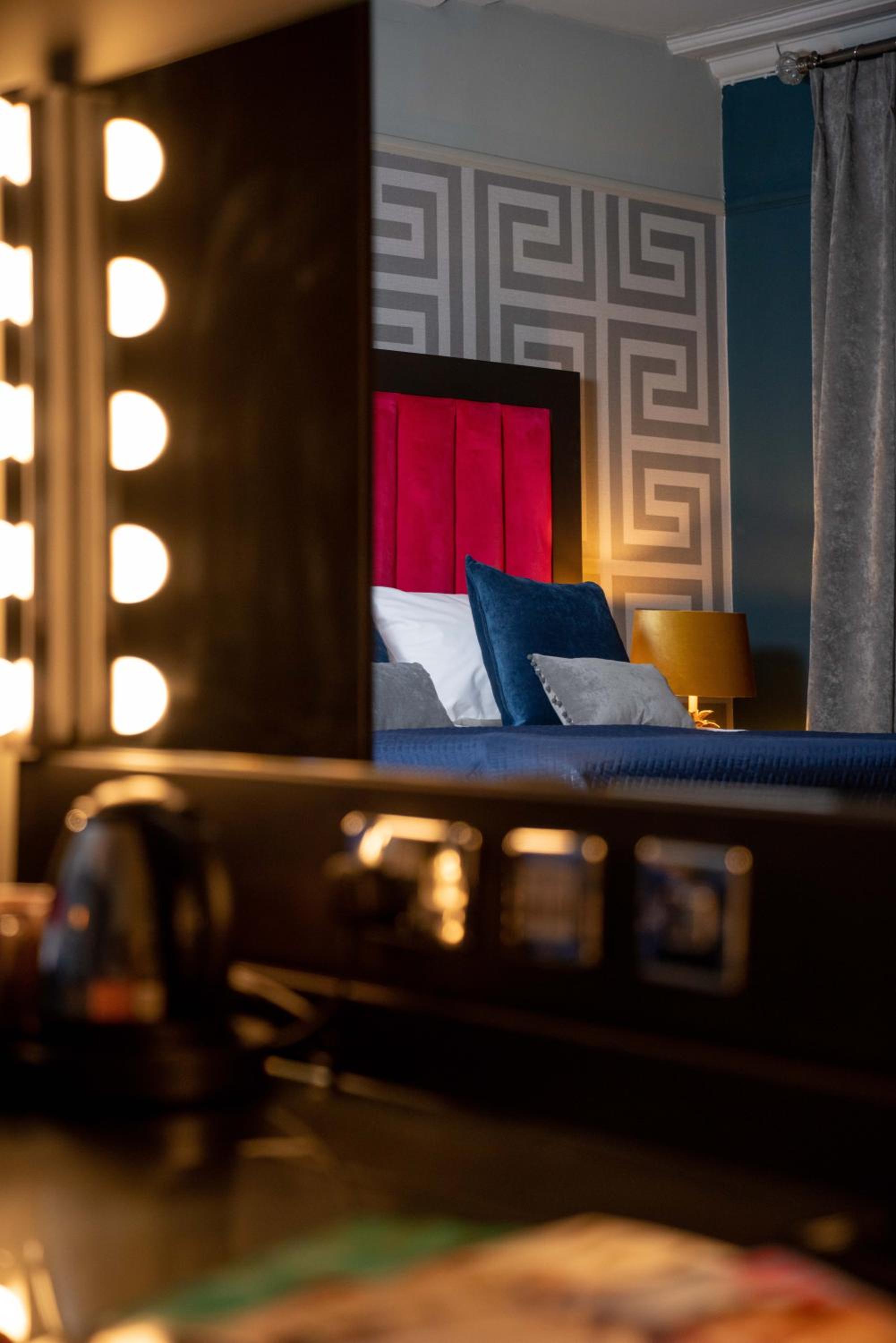 King Suite photo 2