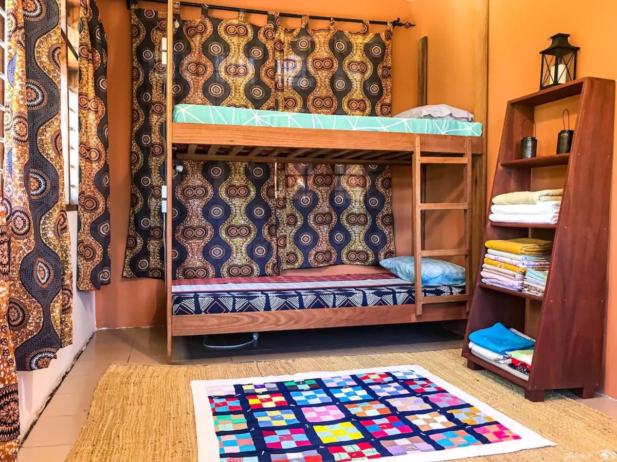 6-Bed Mixed Dormitory Room photo 1