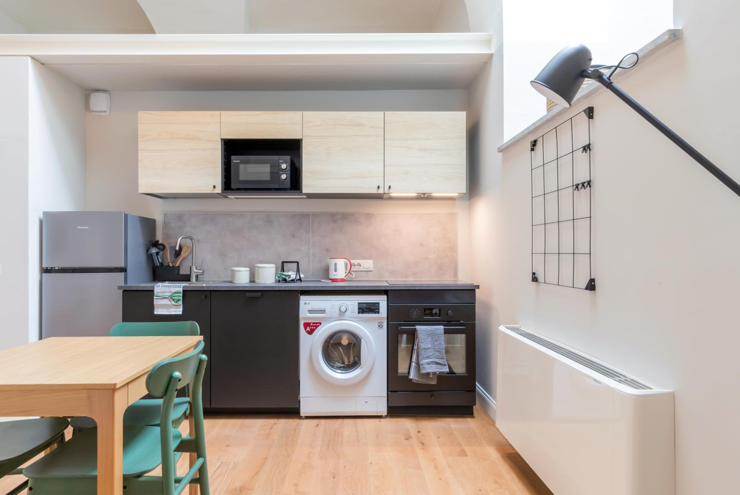 Studio Apartment