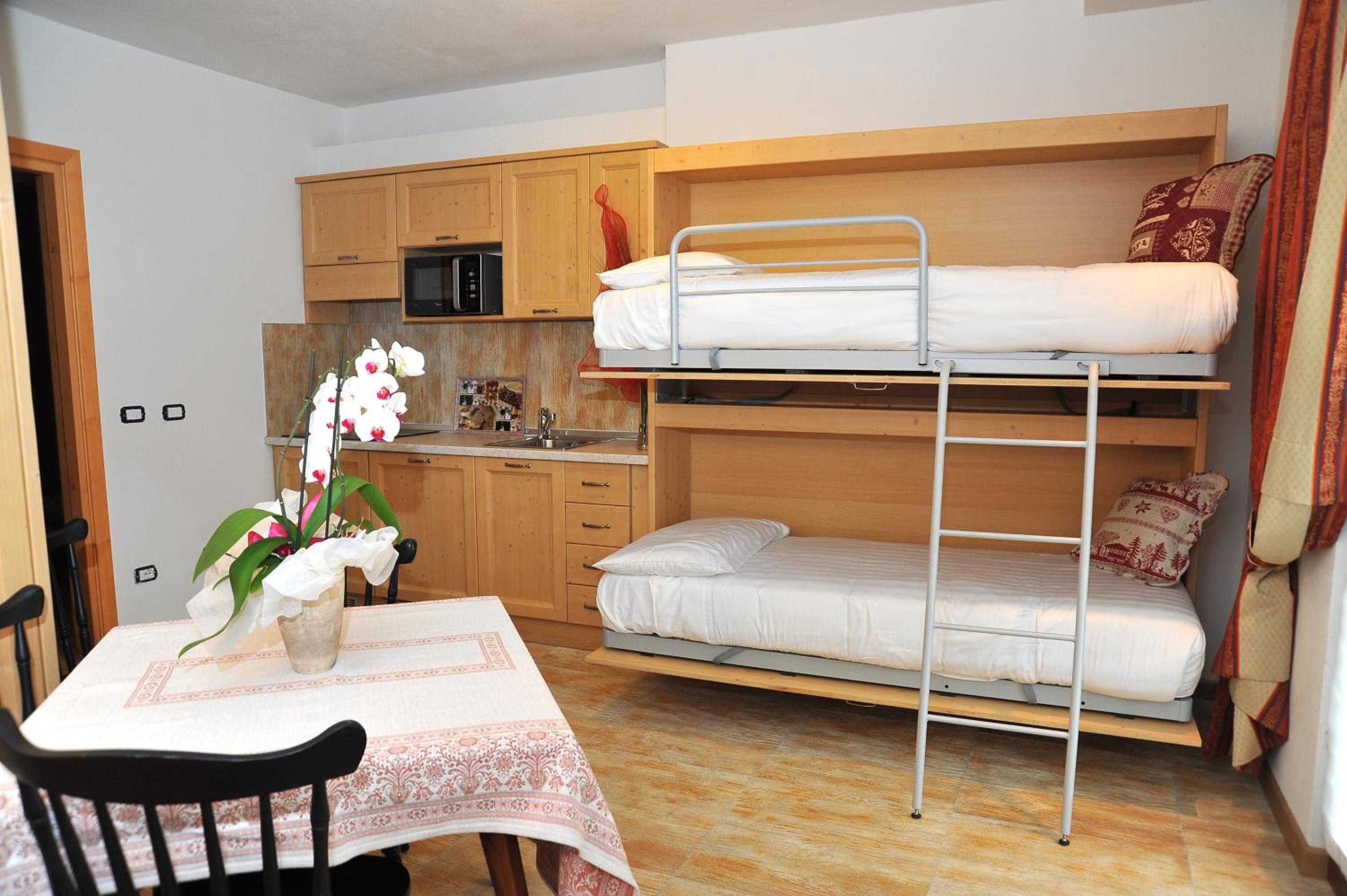 One-Bedroom Apartment (4 Adults) photo 1