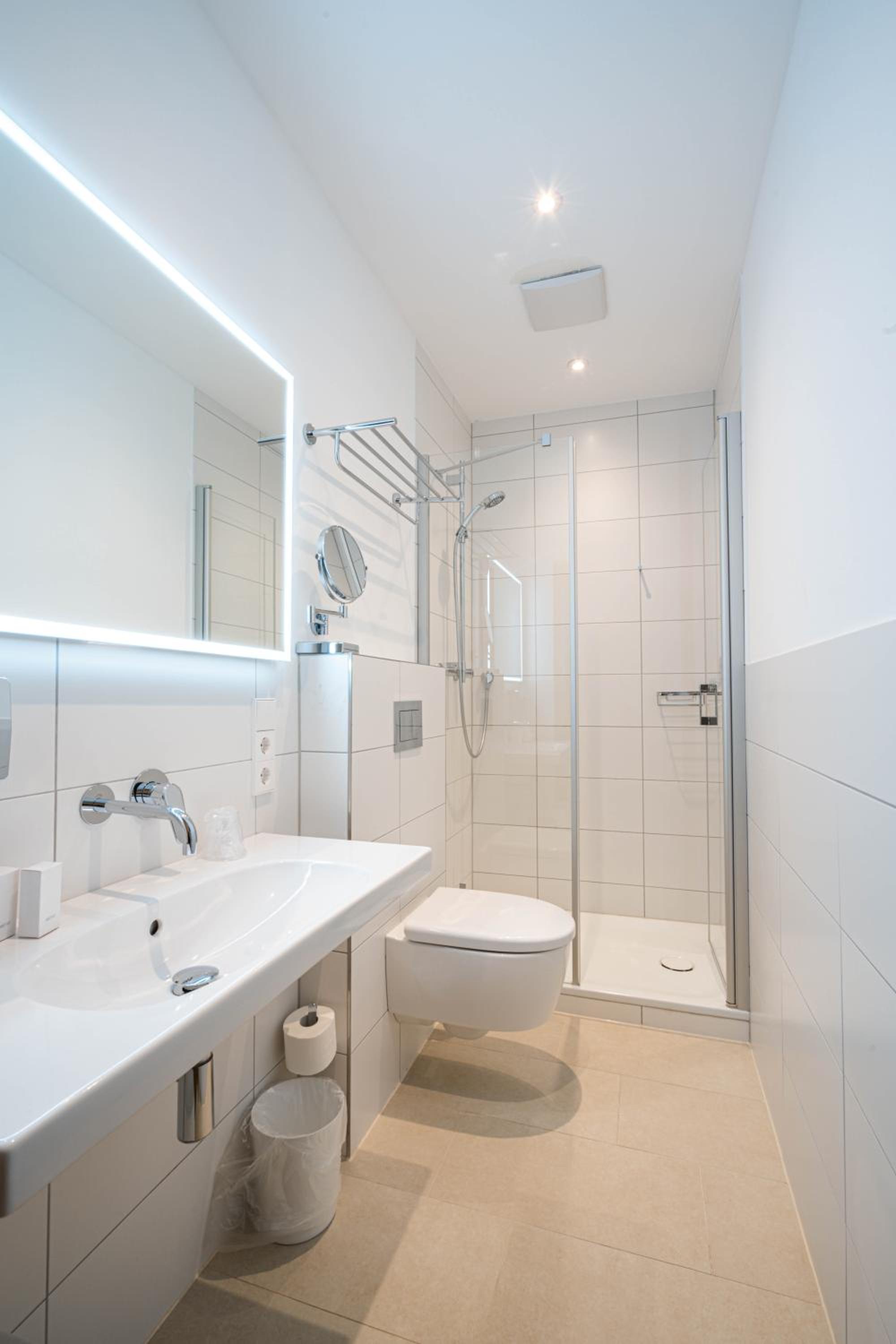 Economy Double Room - ideally for 1 Person photo 2
