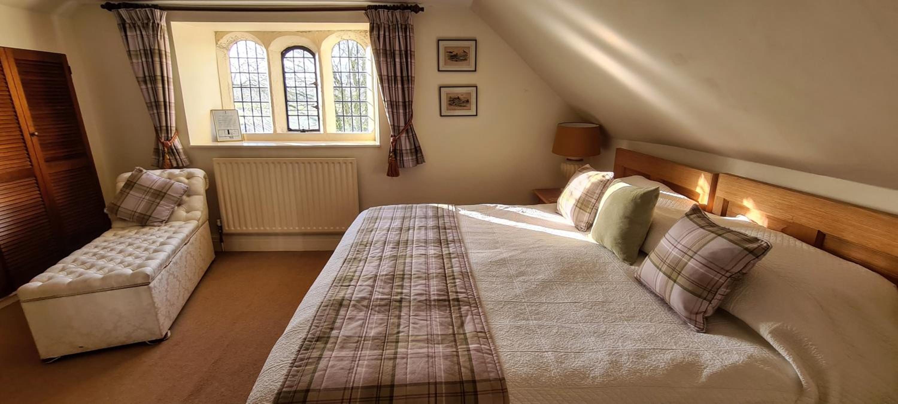 Main House - Double or Twin (No Pets)