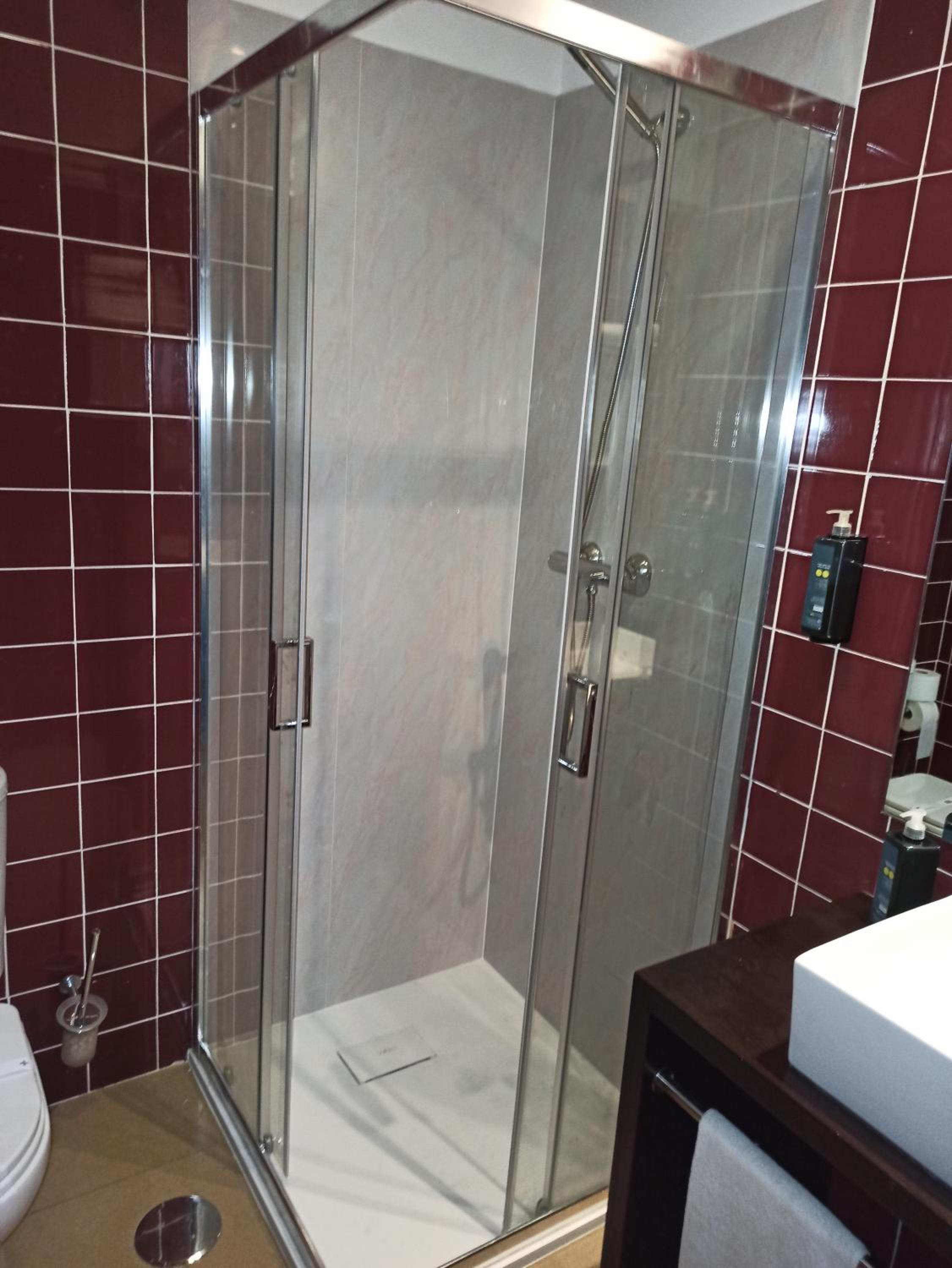 Double or Twin Room photo 3