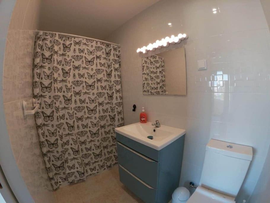 Quadruple Room with Private Bathroom photo 3