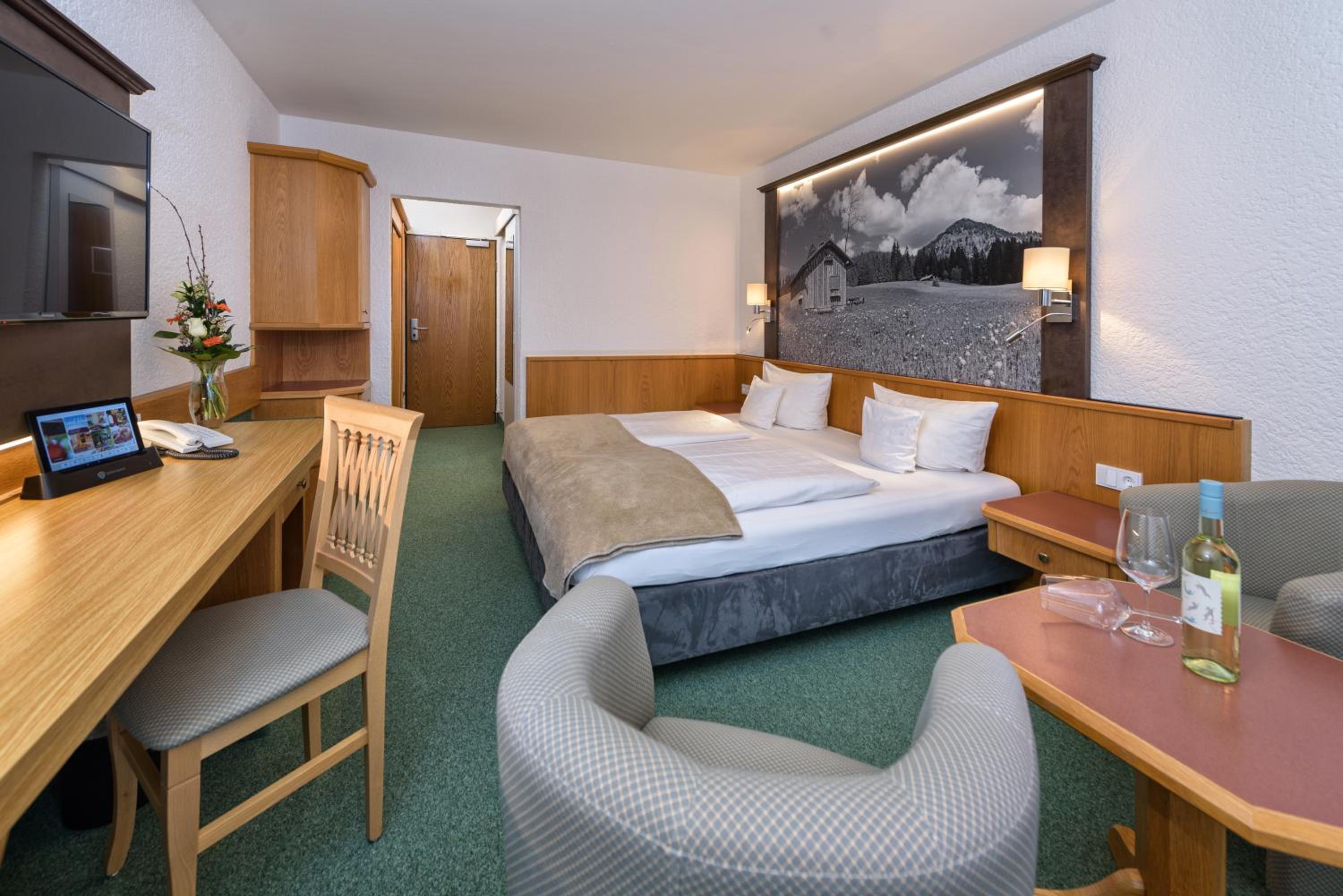 Standard Double Room photo 2