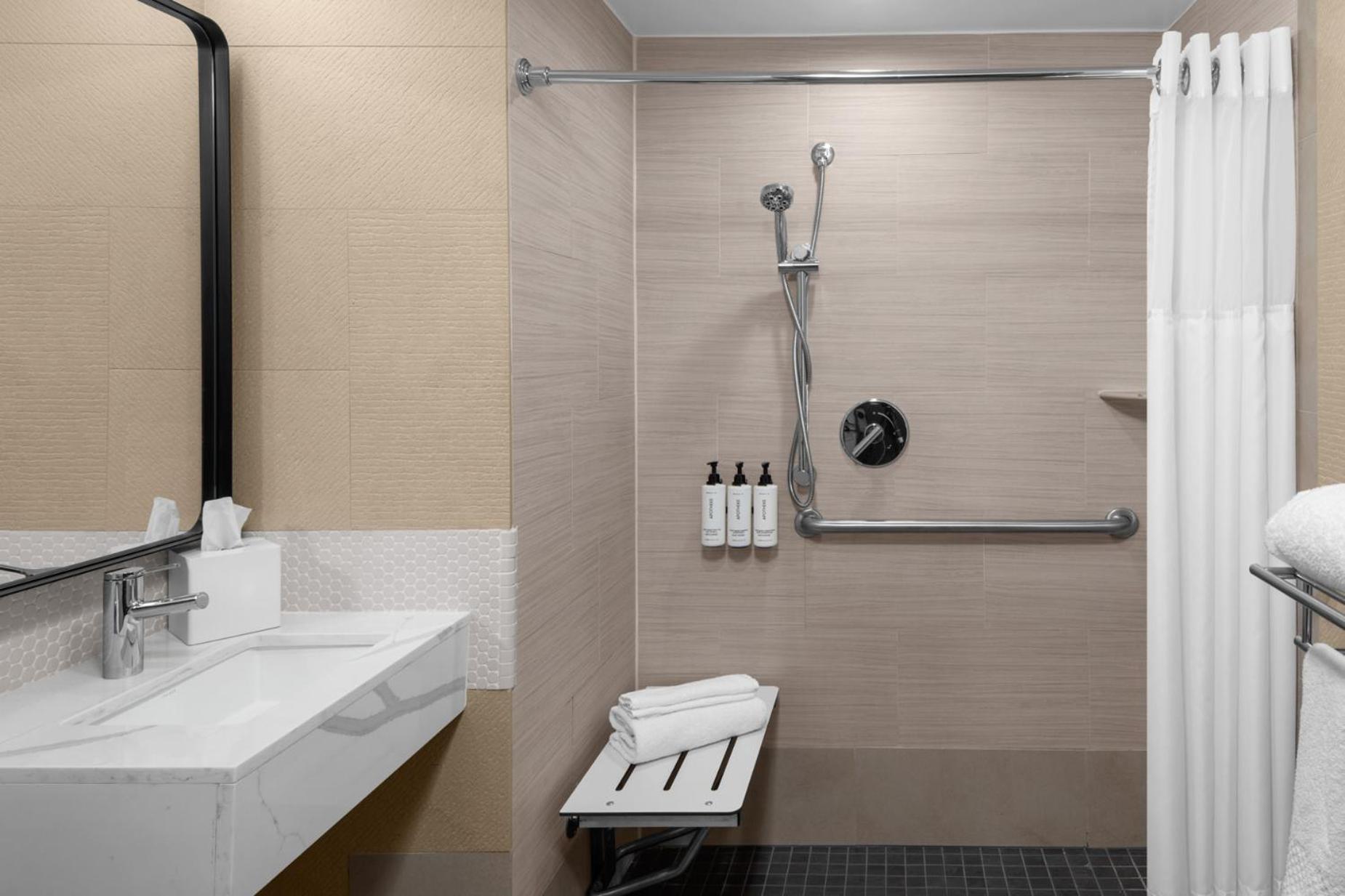 King Room - Hearing Accessible