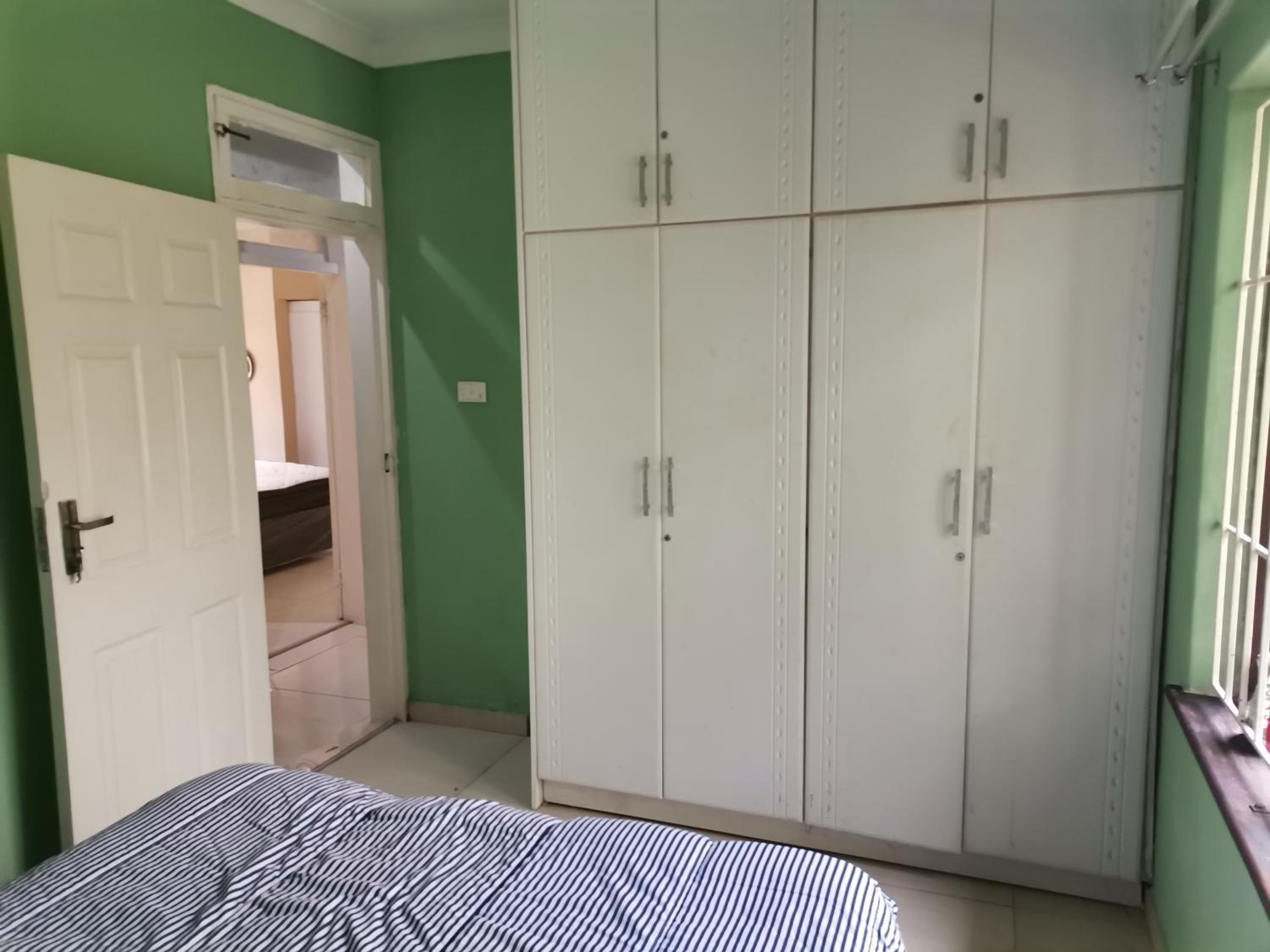 Budget Double Room - Photo 2