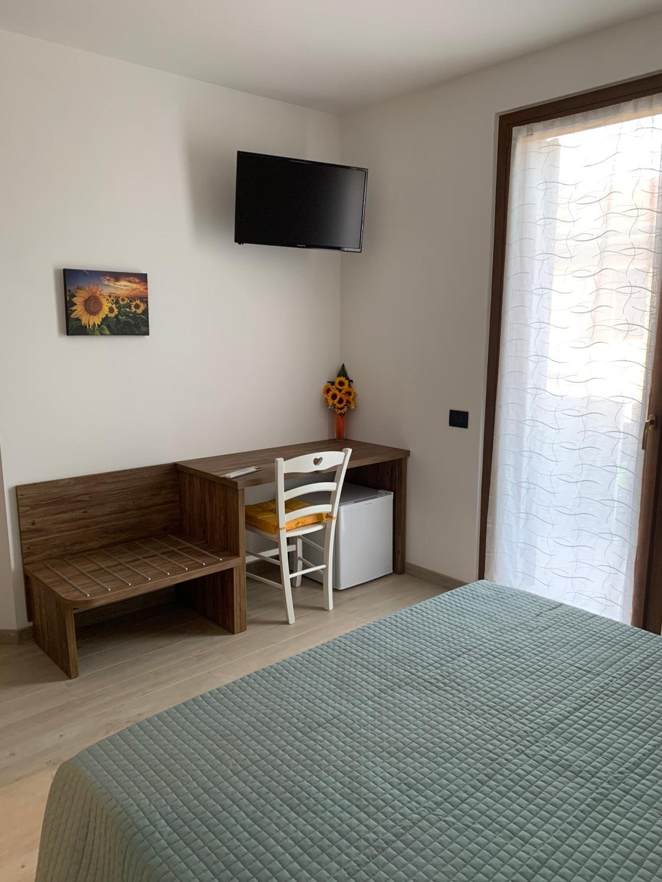 Double Room with Private Bathroom photo 2