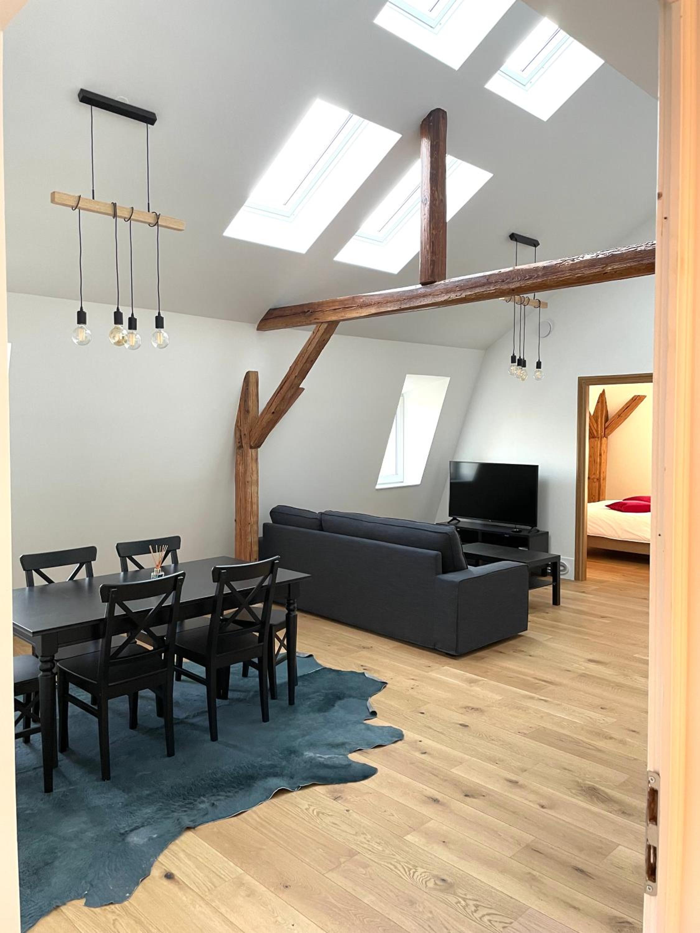 Two-Bedroom Apartment - Photo 4