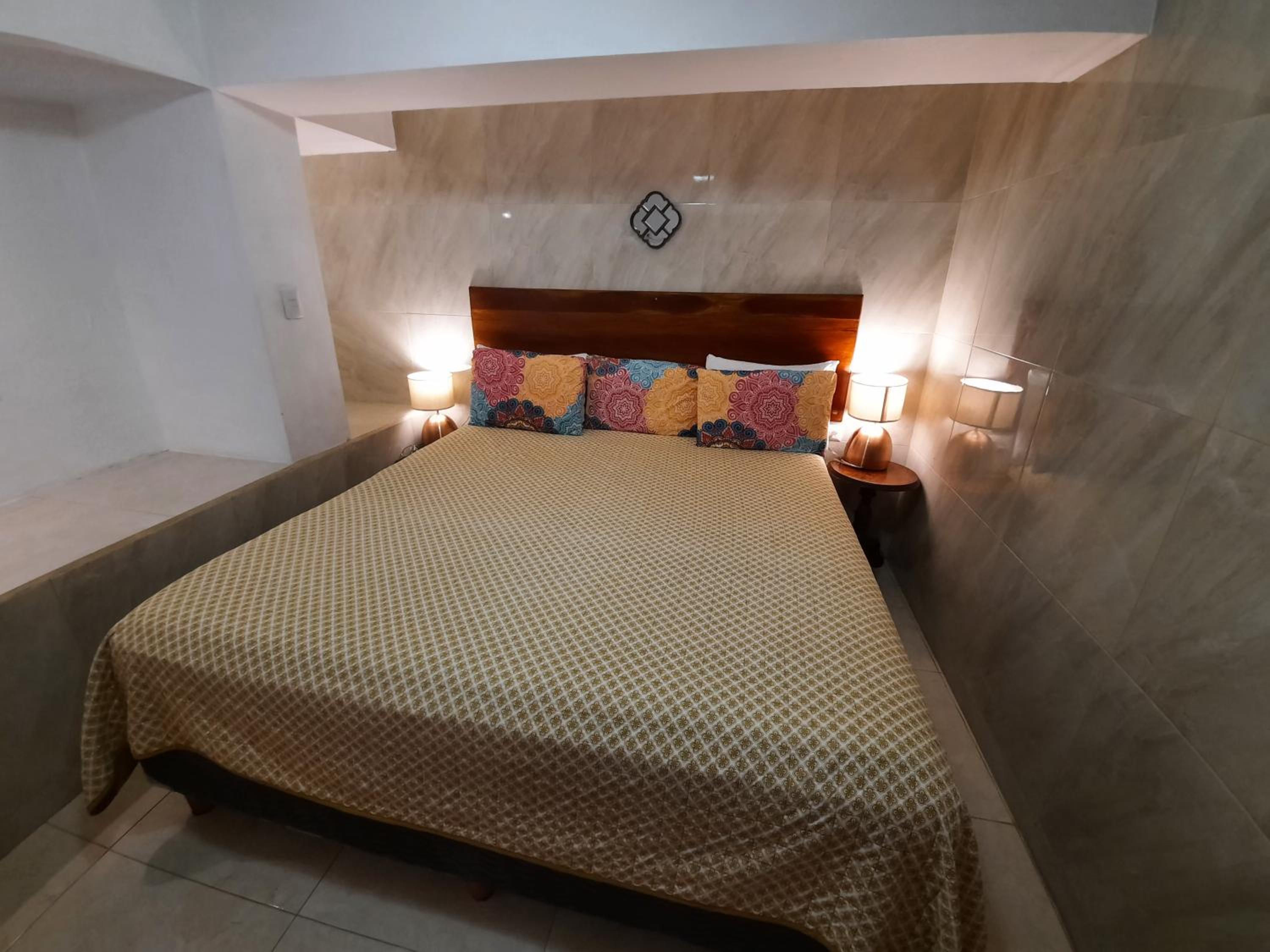 Twin Room with Private Bathroom photo 1