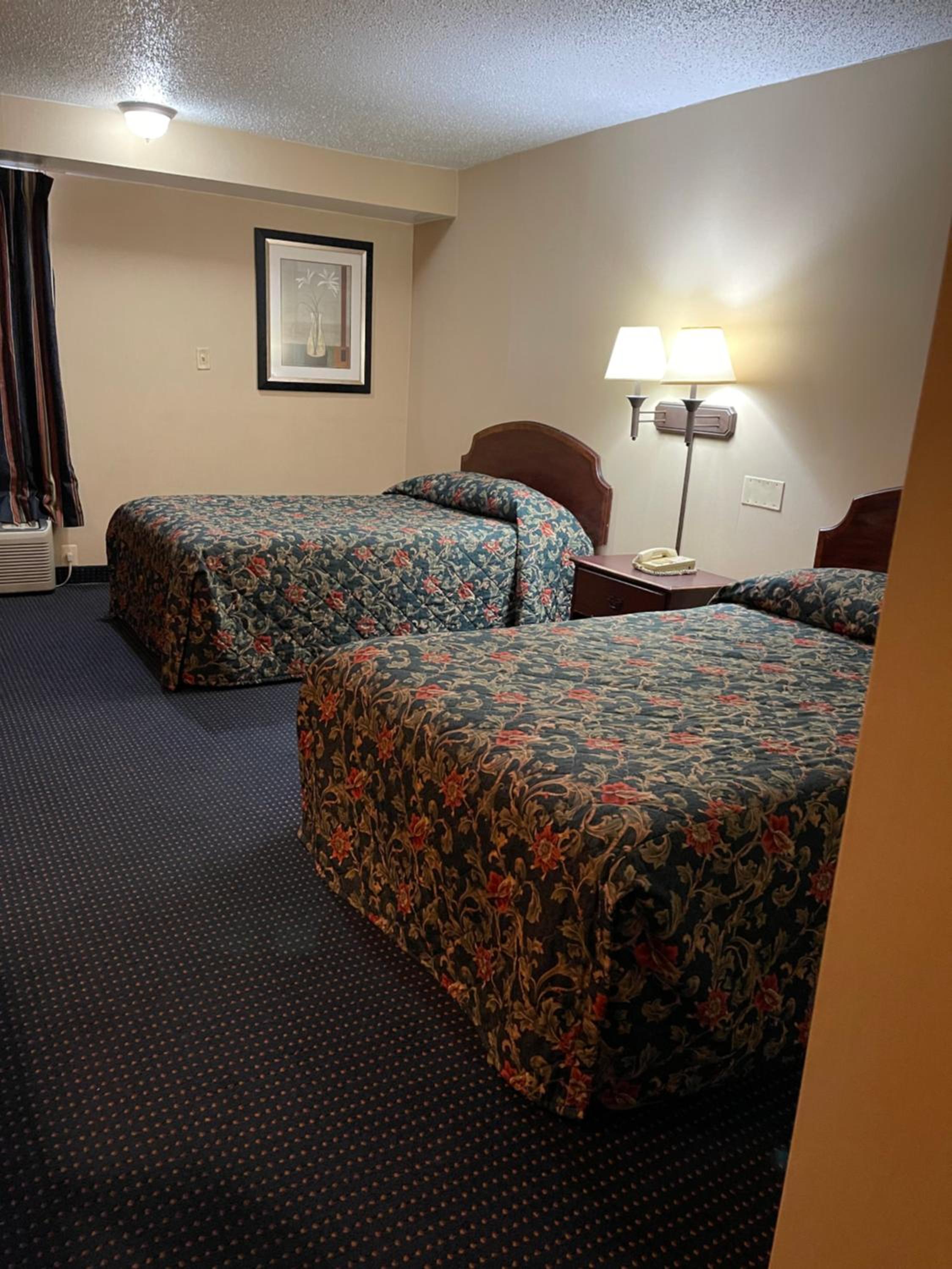 Double Room - Smoking - Photo 2