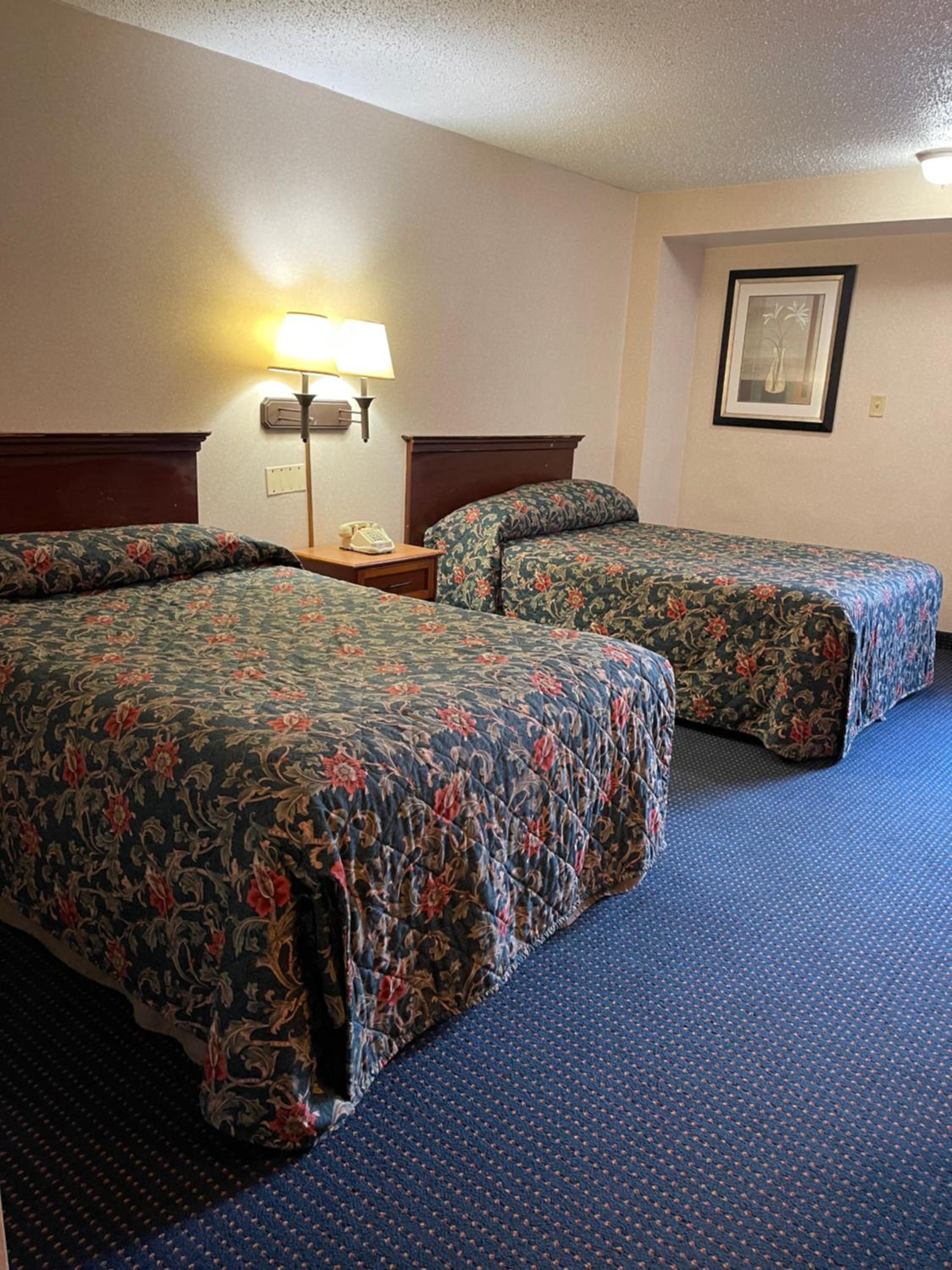 Double Room - Smoking - Photo 3