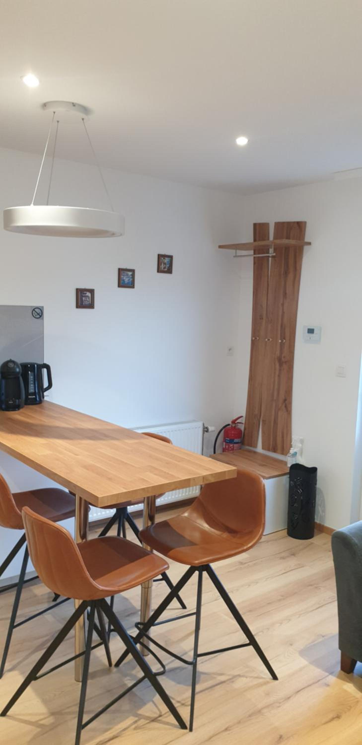 One-Bedroom Apartment photo 2