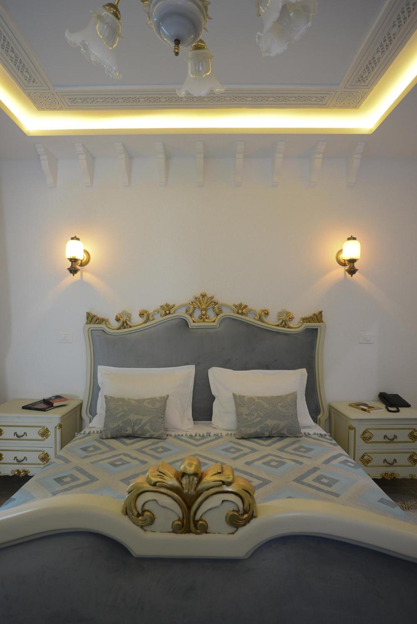 Deluxe Double Room with Shower
