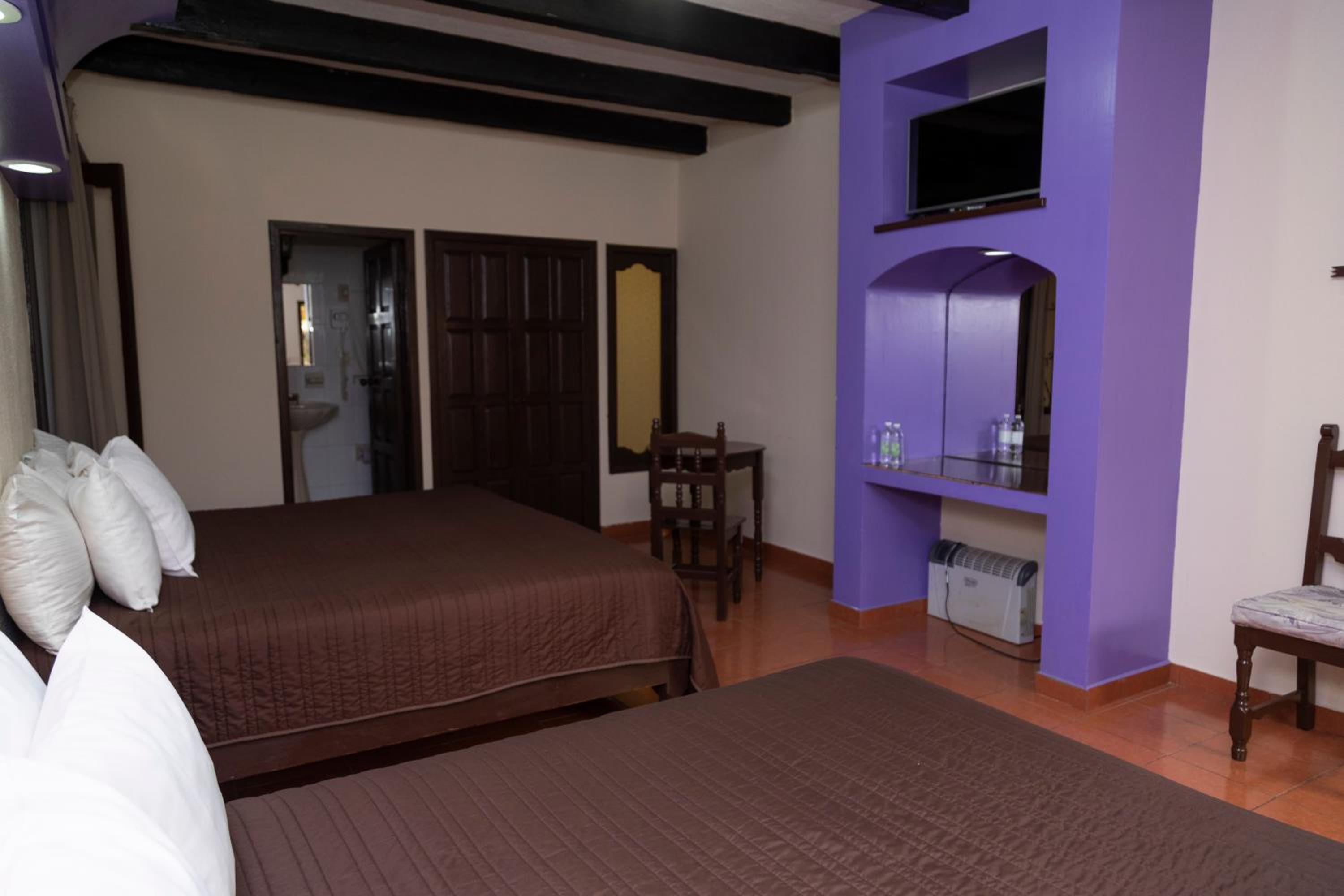 Double Room with Two Double Beds photo 3