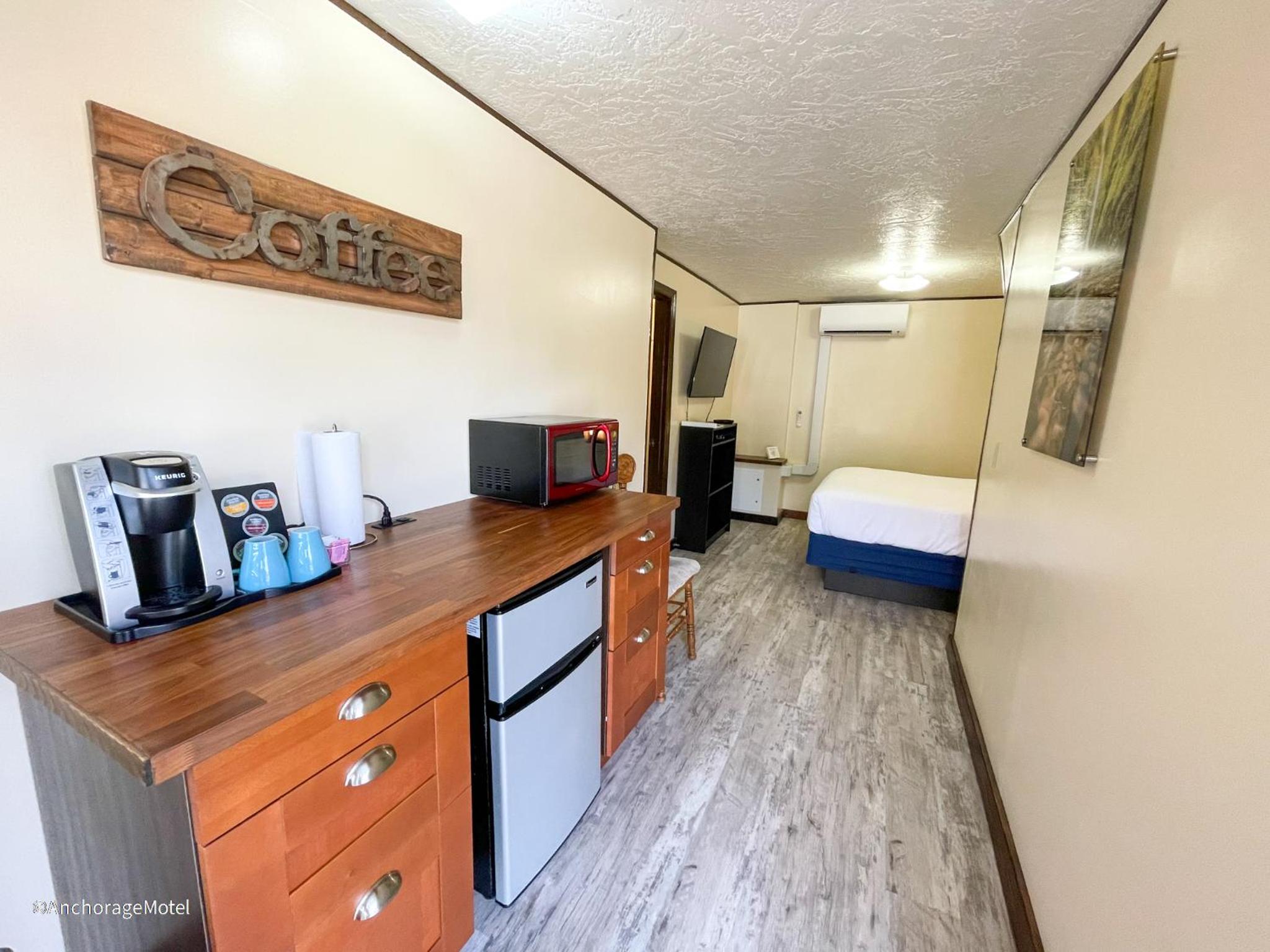 Premium Room (No Pets) photo 3