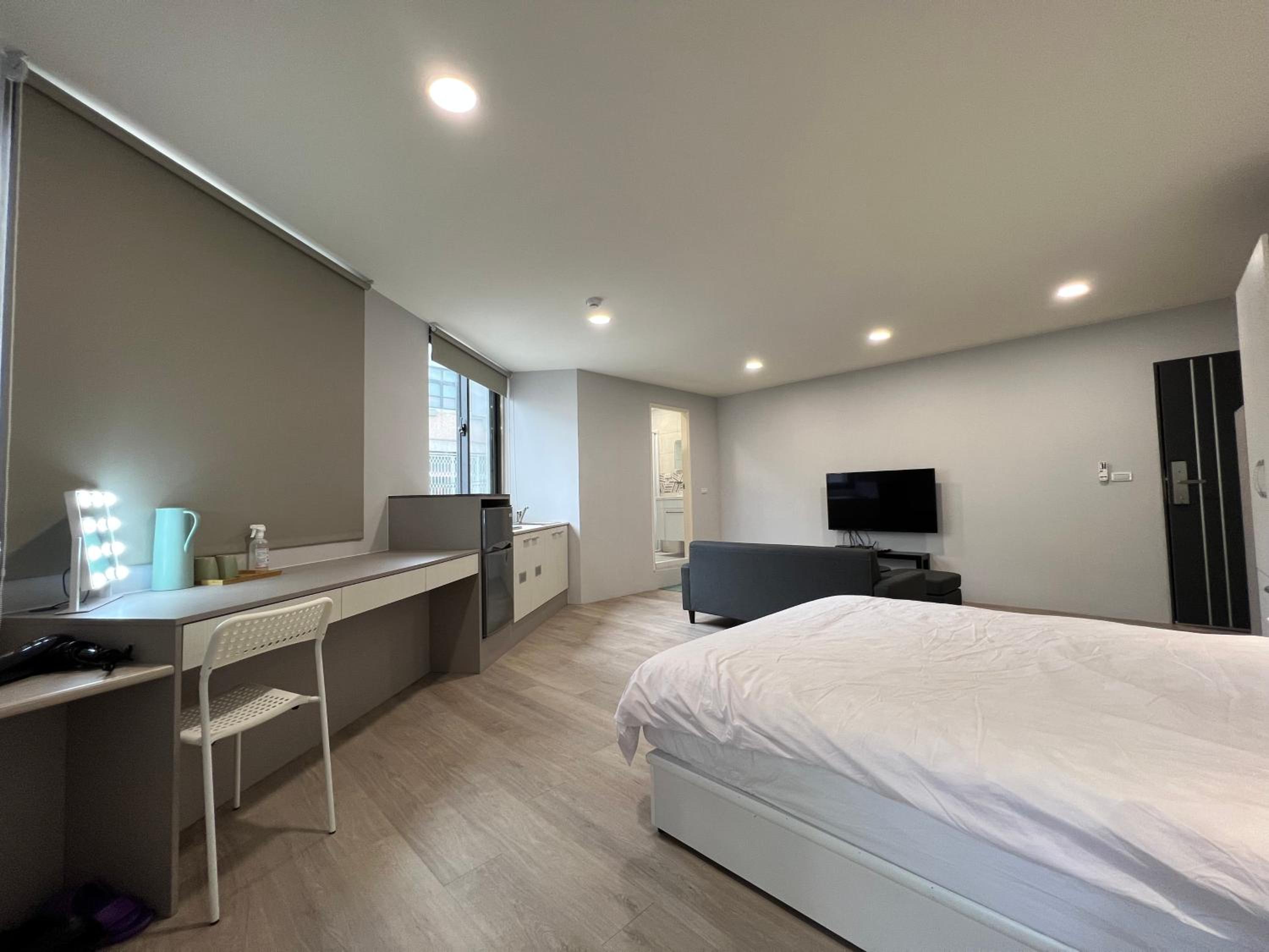 Large Double Room photo 2