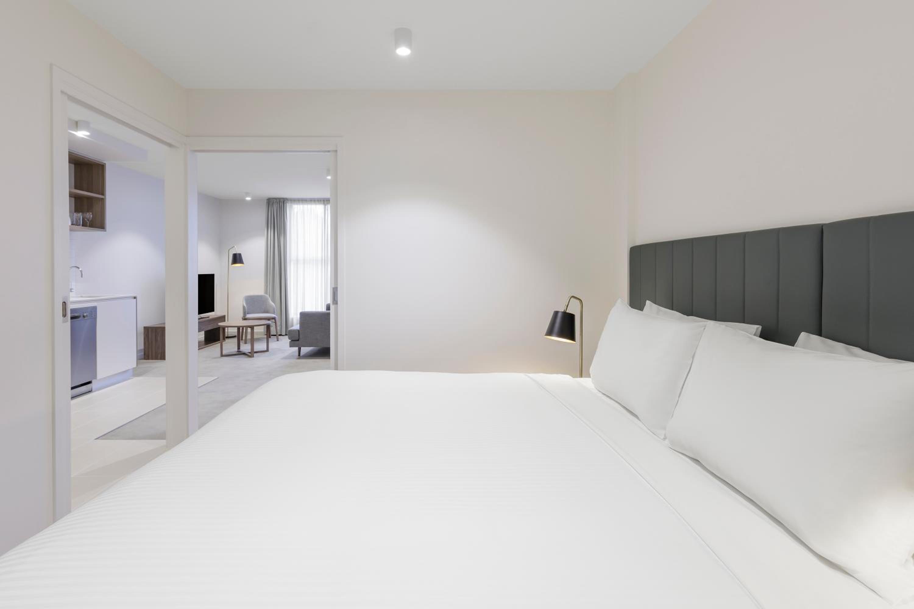 One Bedroom Apartment + Balcony - Photo 2