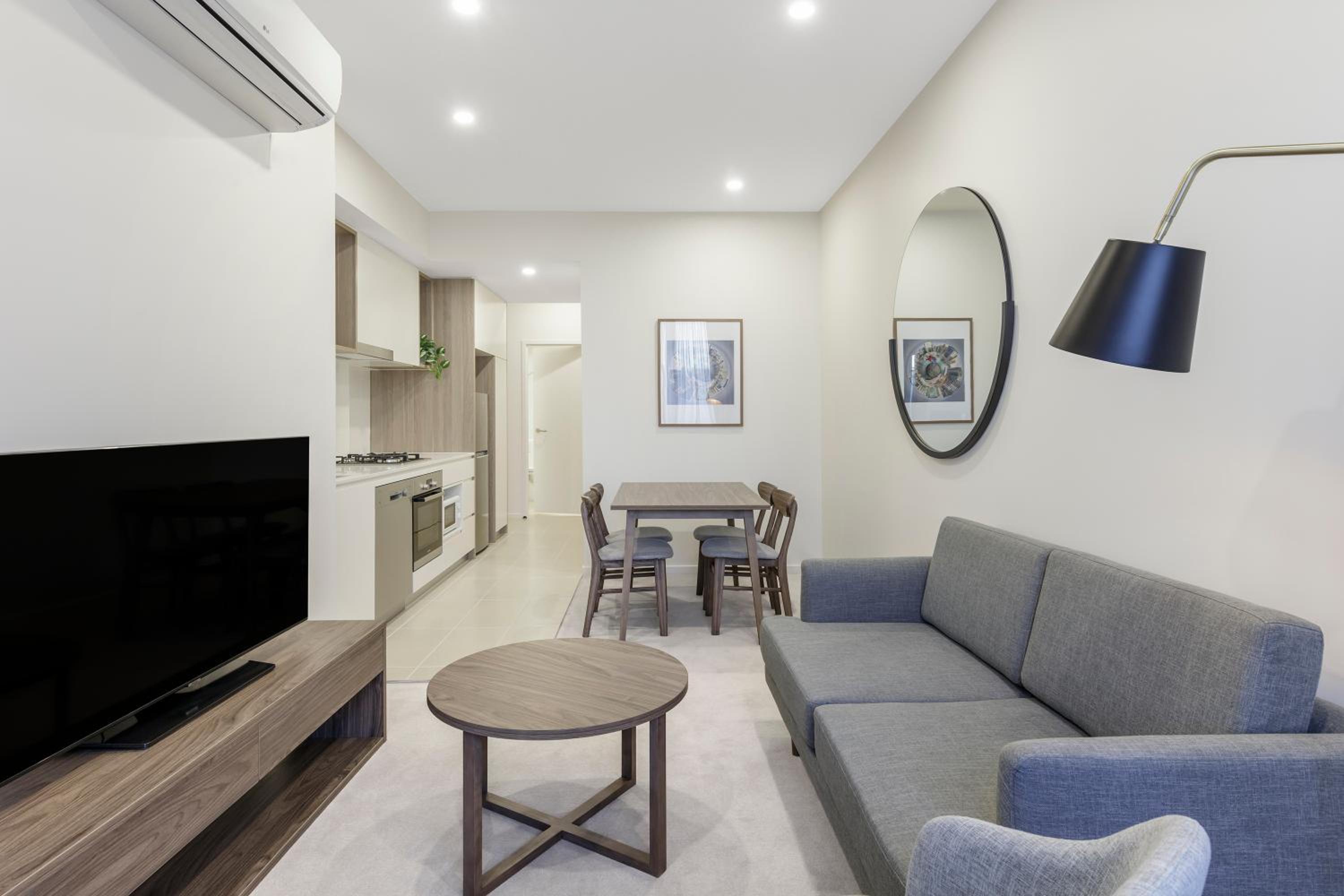 One Bedroom Apartment Twin - Photo 4