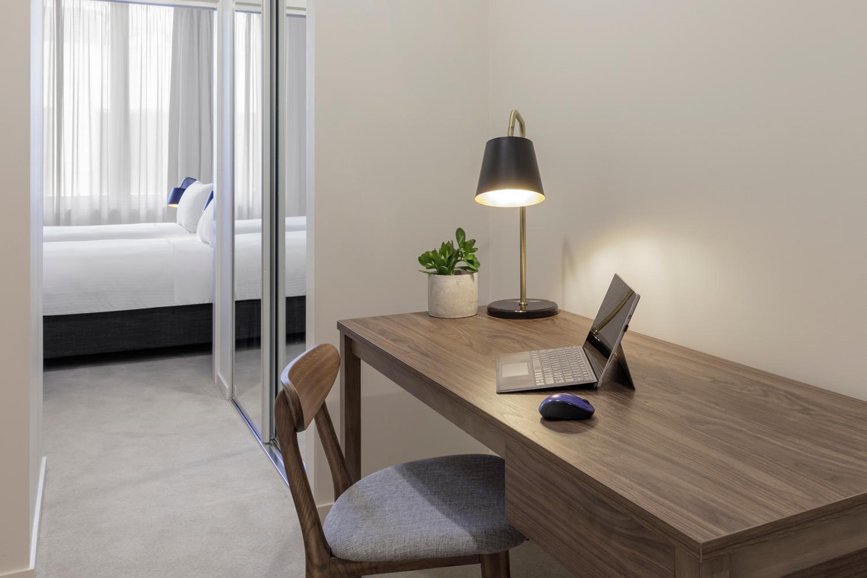 One Bedroom Apartment Twin - Photo 1