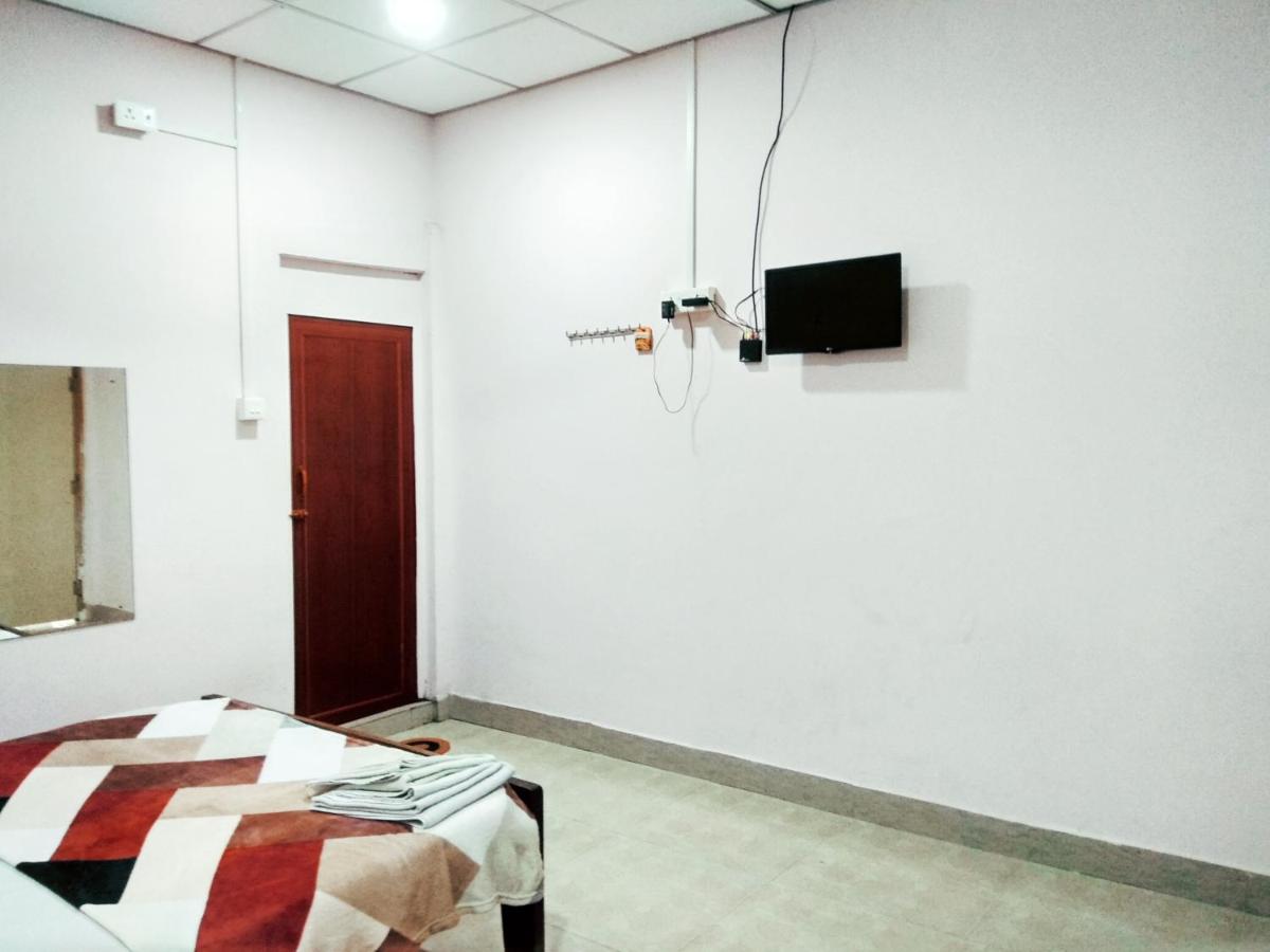 Standard Double Room with Fan photo 3