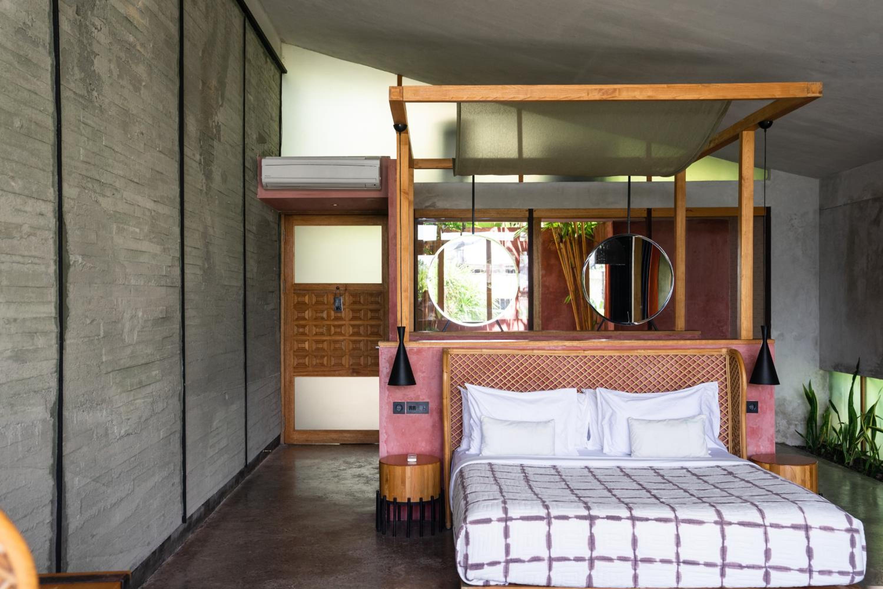 One-Bedroom Nomad Pool Villa - Photo 21