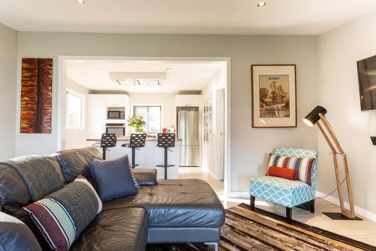 Two-Bedroom House photo 2