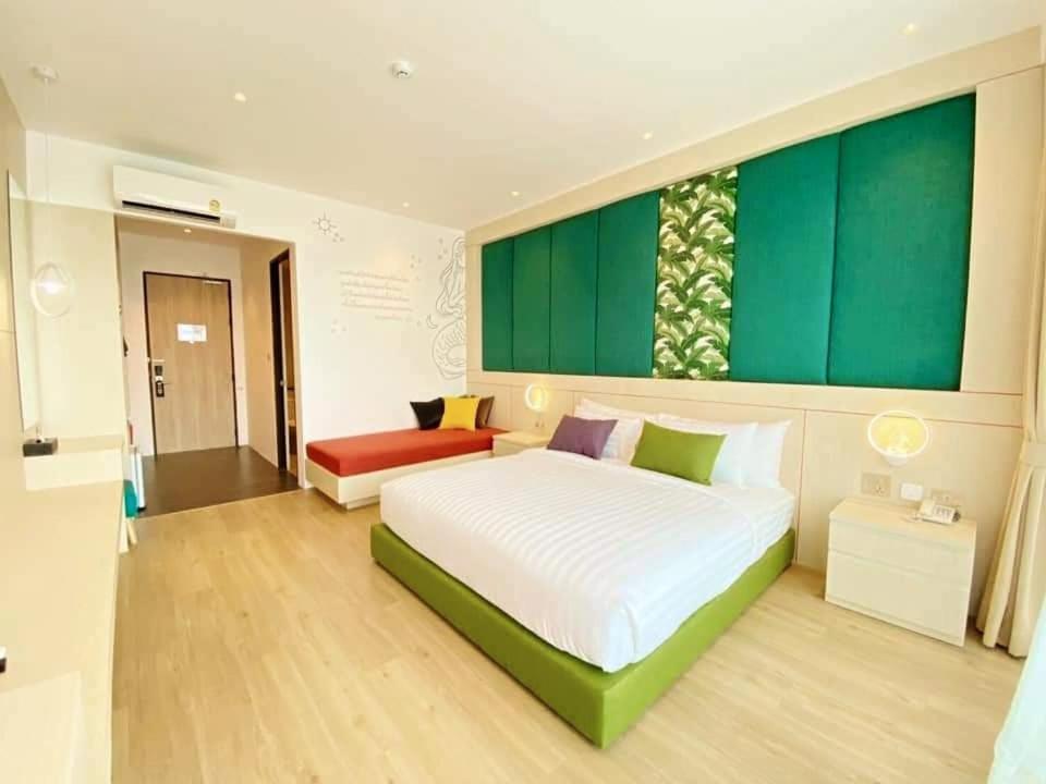 Superior Queen Room