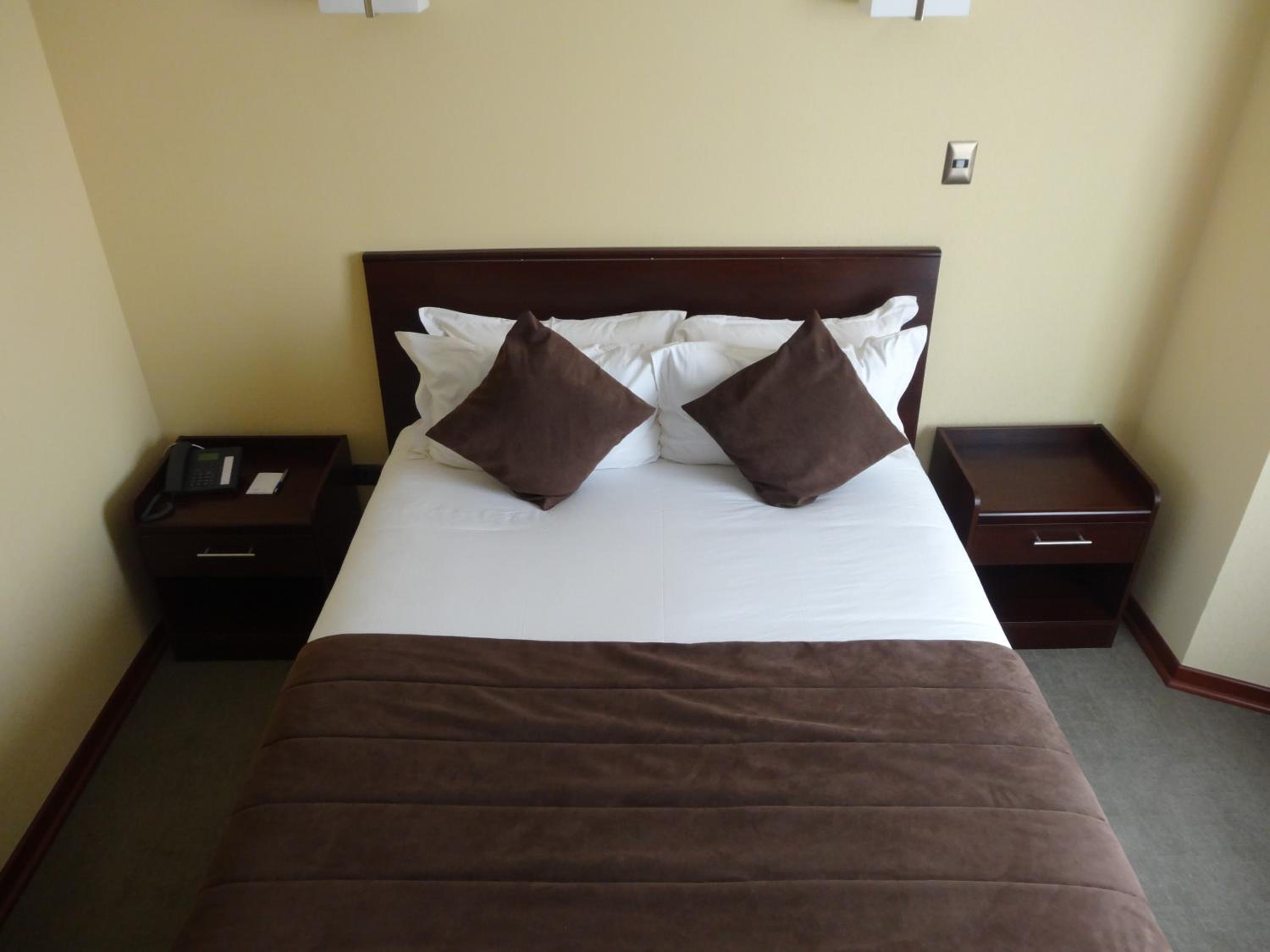 Standard Queen Room photo 1