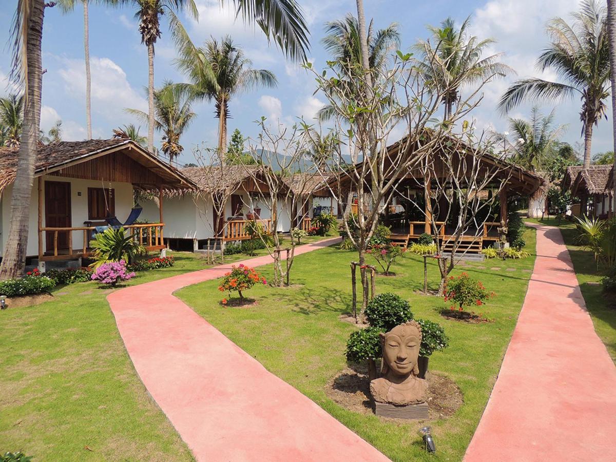 Garden Bungalow photo 3