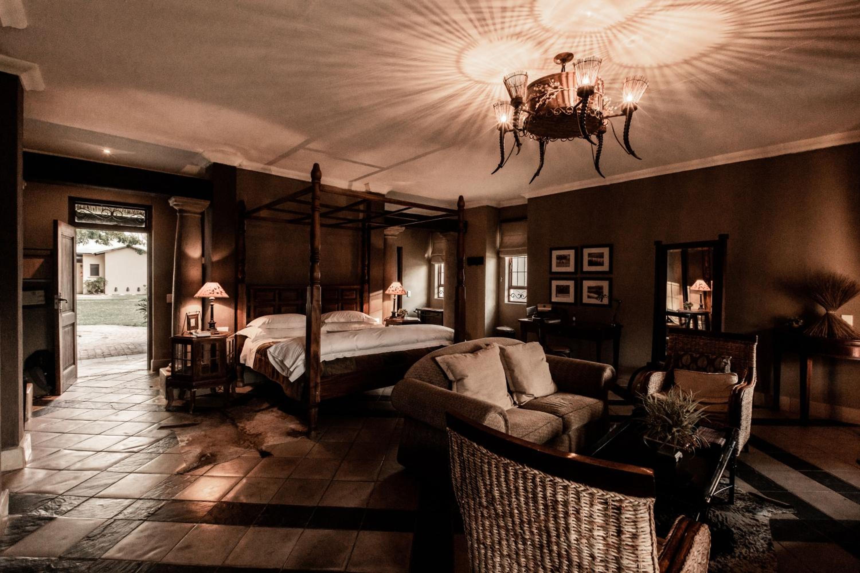 Deluxe Family Room photo 2