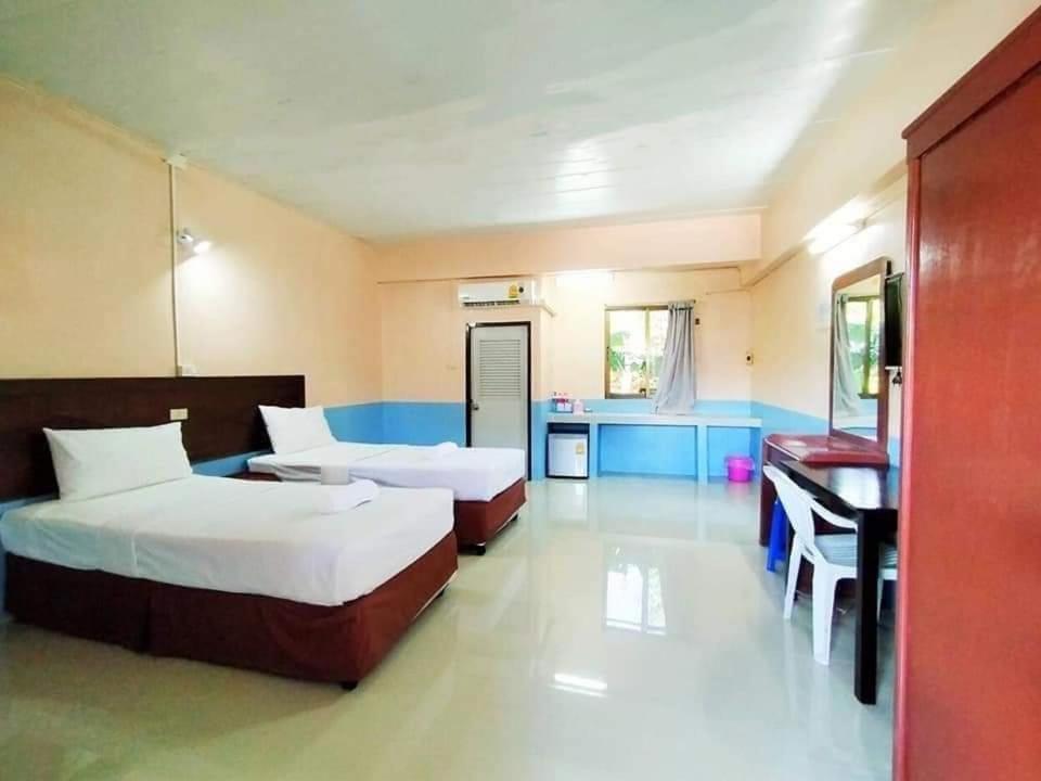 Small Twin Room