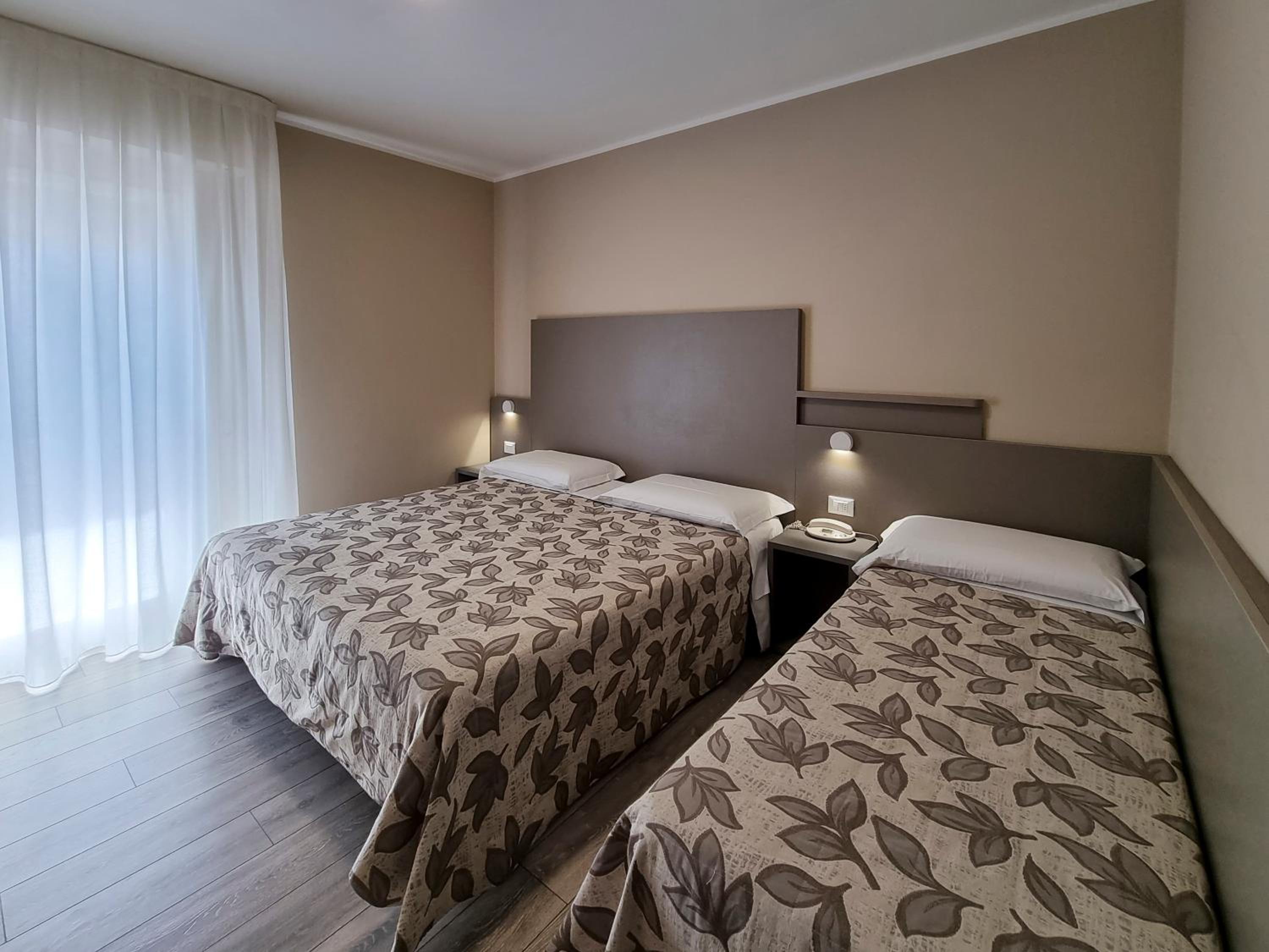Triple Room with Balcony