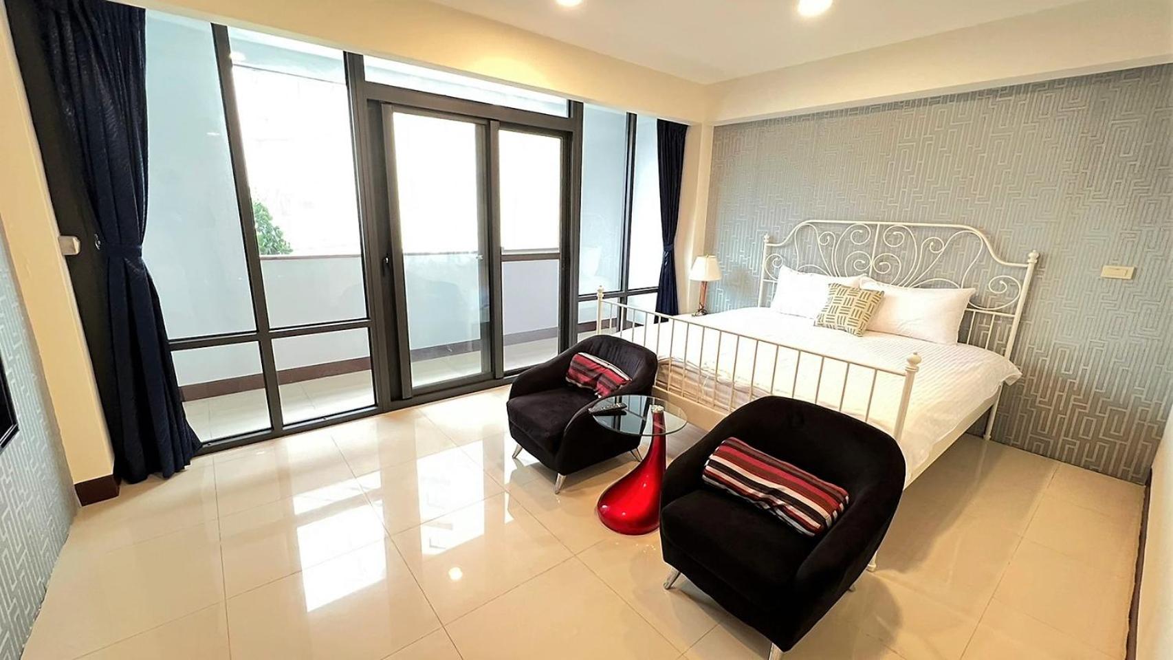 Deluxe Queen Room photo 1