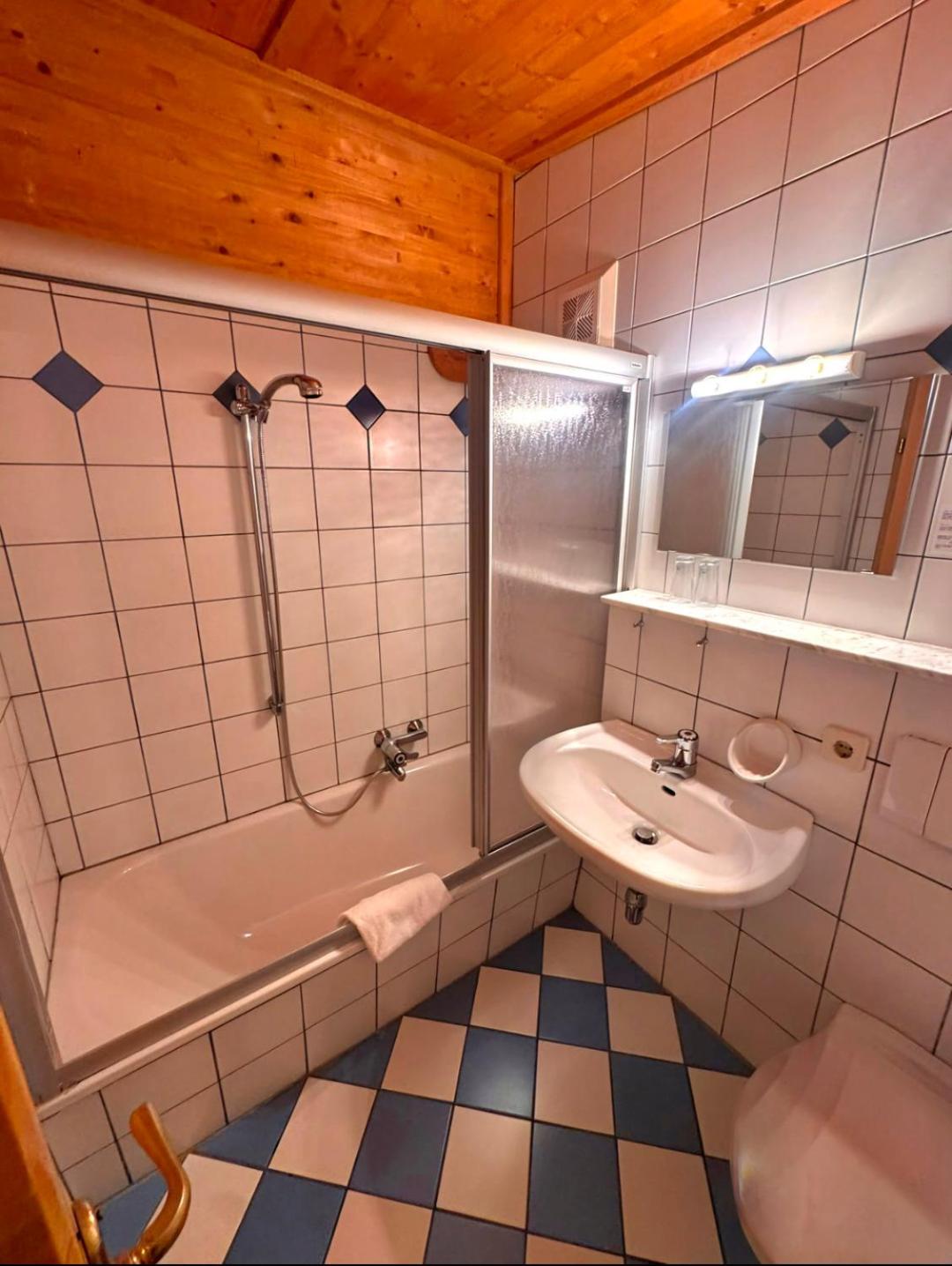 Single Room with Bath
